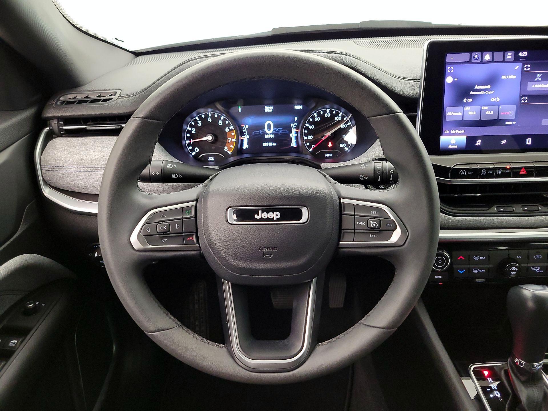 Thumbnail: 2023 Jeep Compass - 10