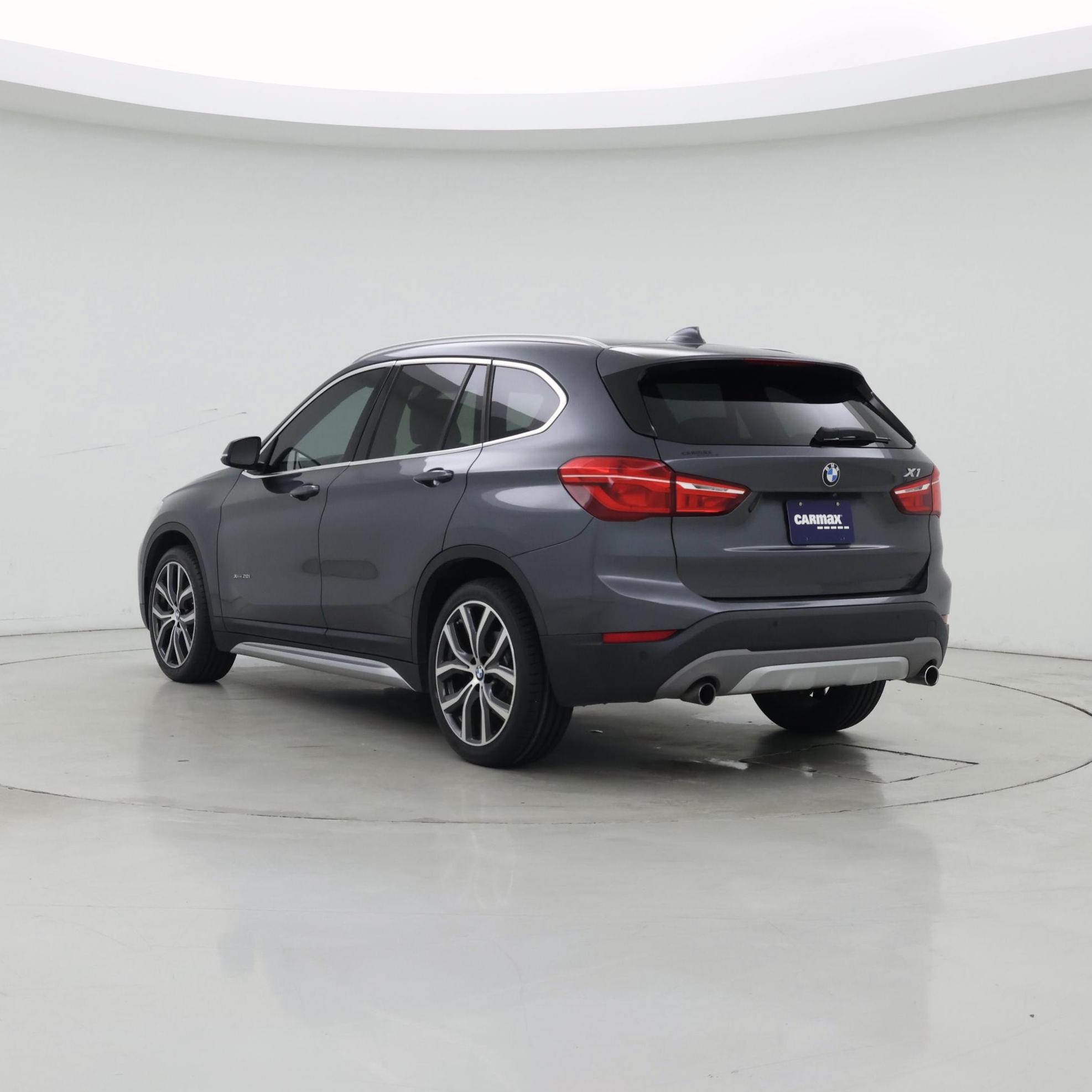 Thumbnail: 2017 BMW X1 - 2