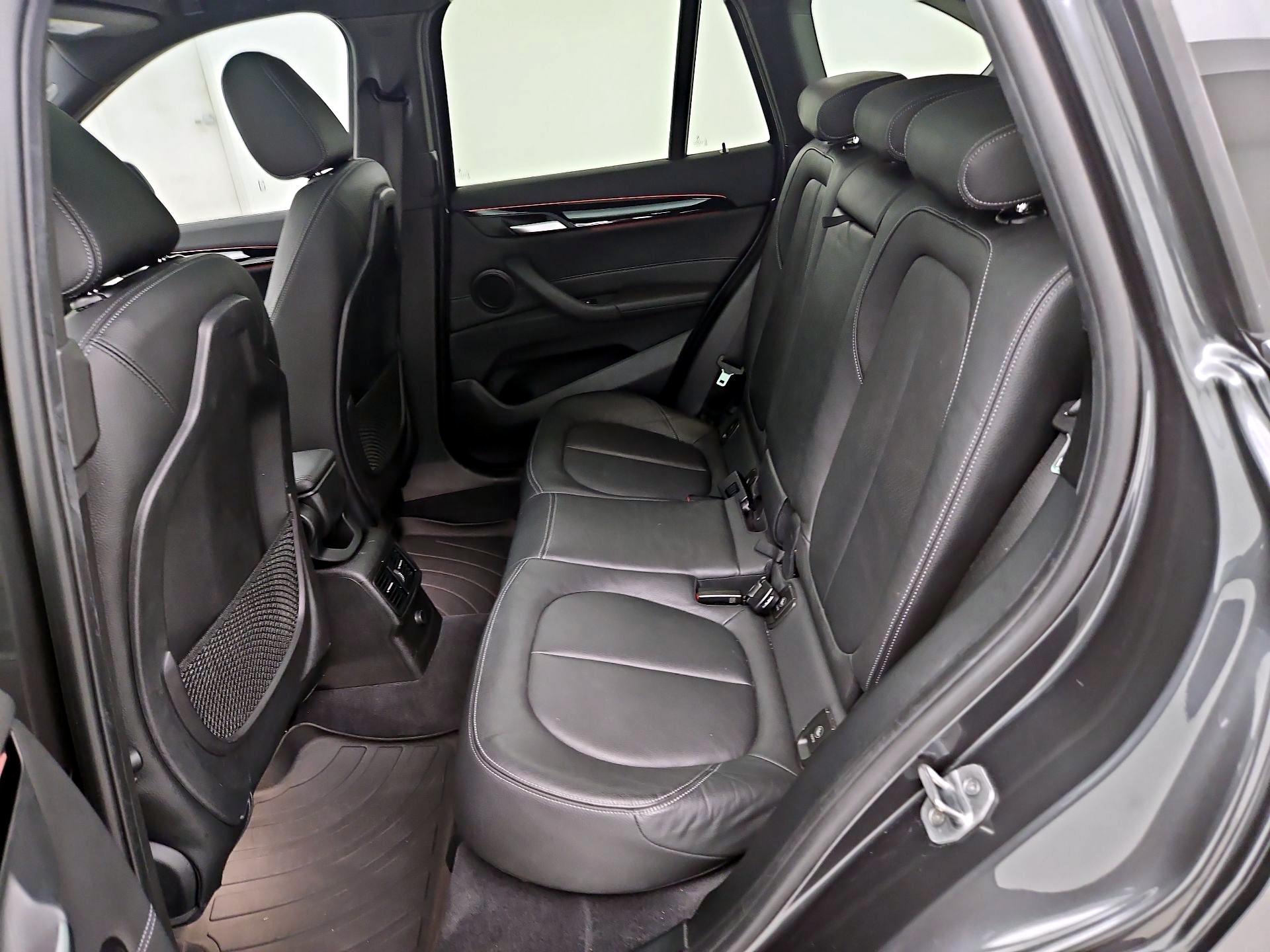 Thumbnail: 2017 BMW X1 - 20