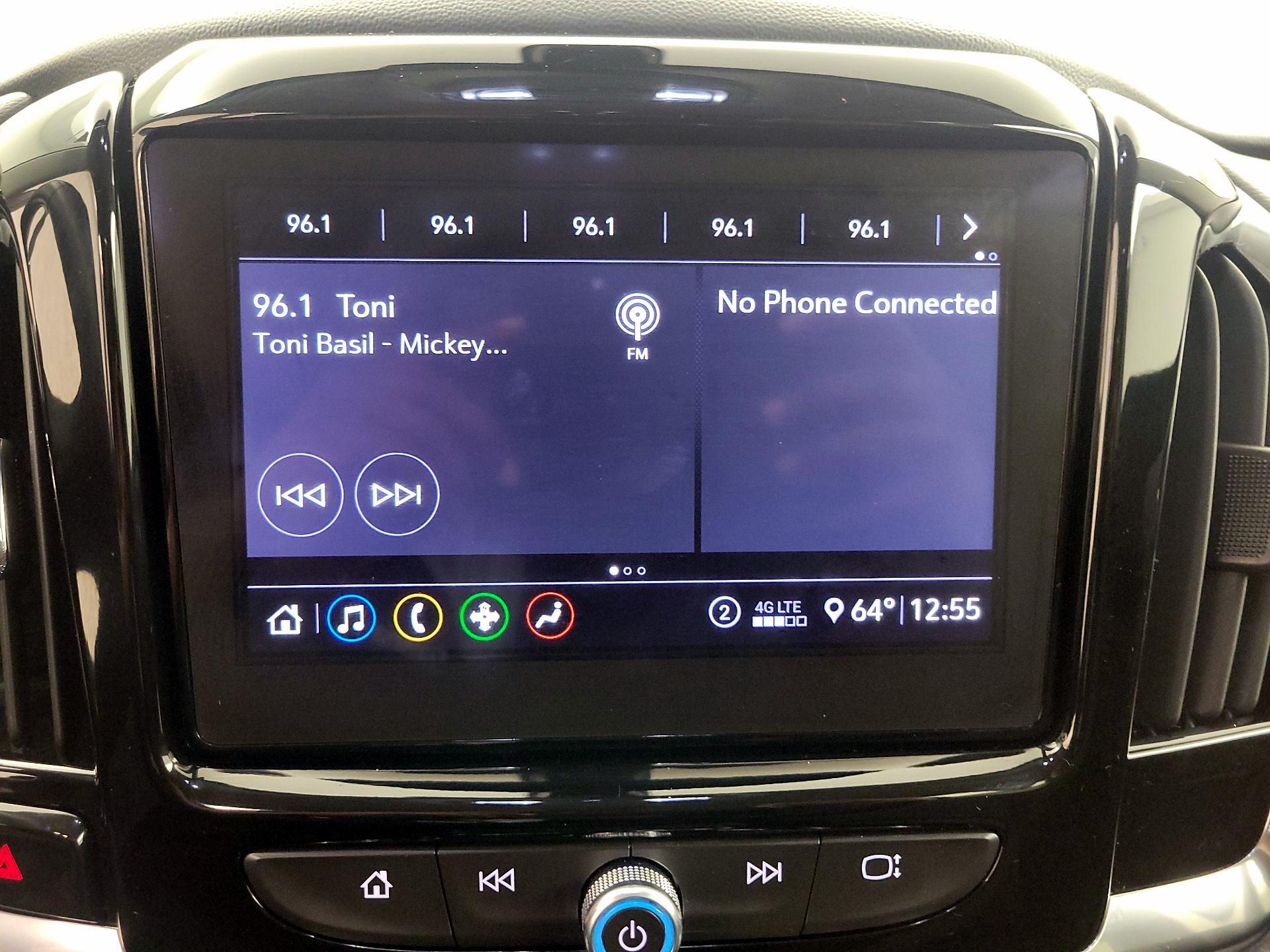 Thumbnail: 2021 Chevrolet Traverse - 15