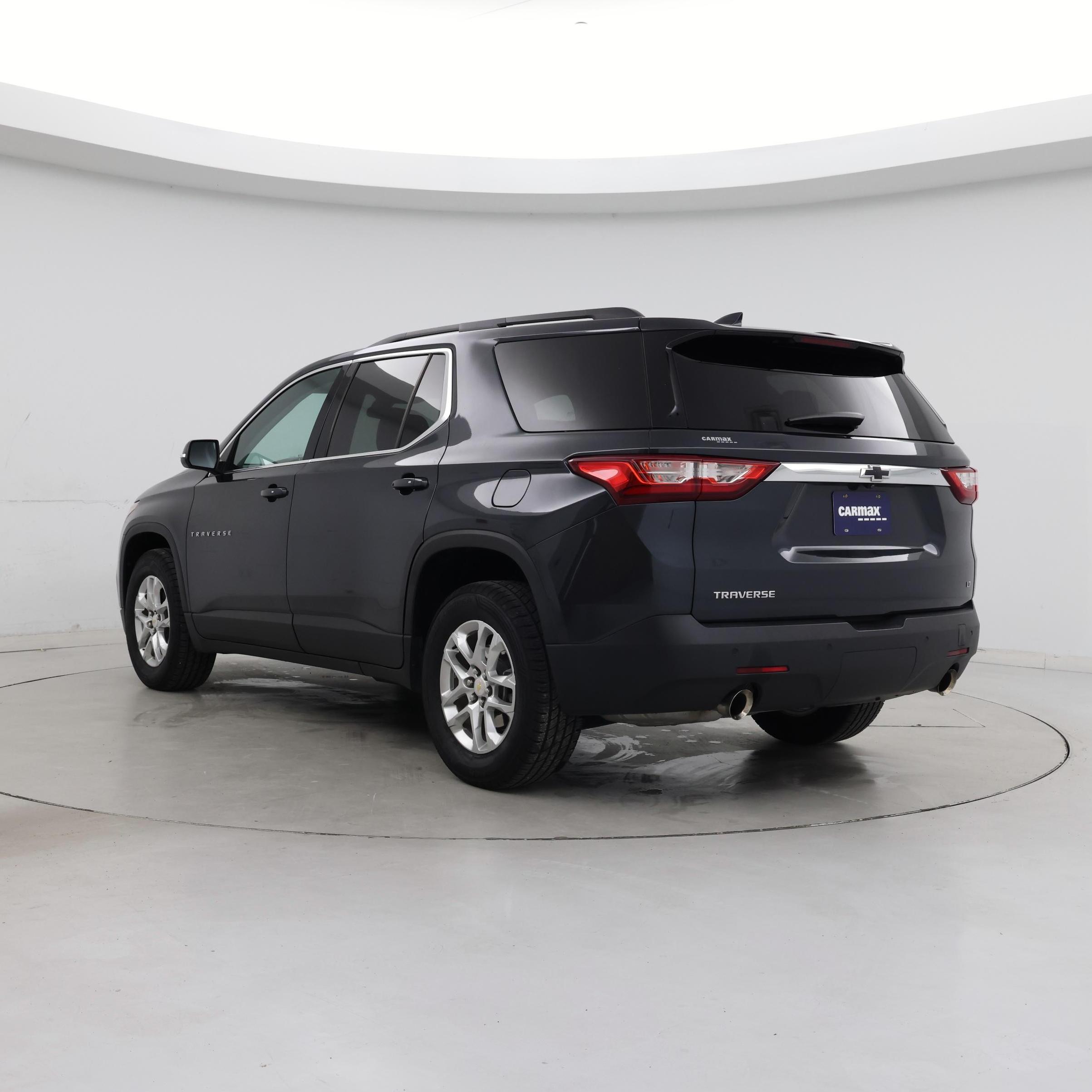Thumbnail: 2021 Chevrolet Traverse - 2