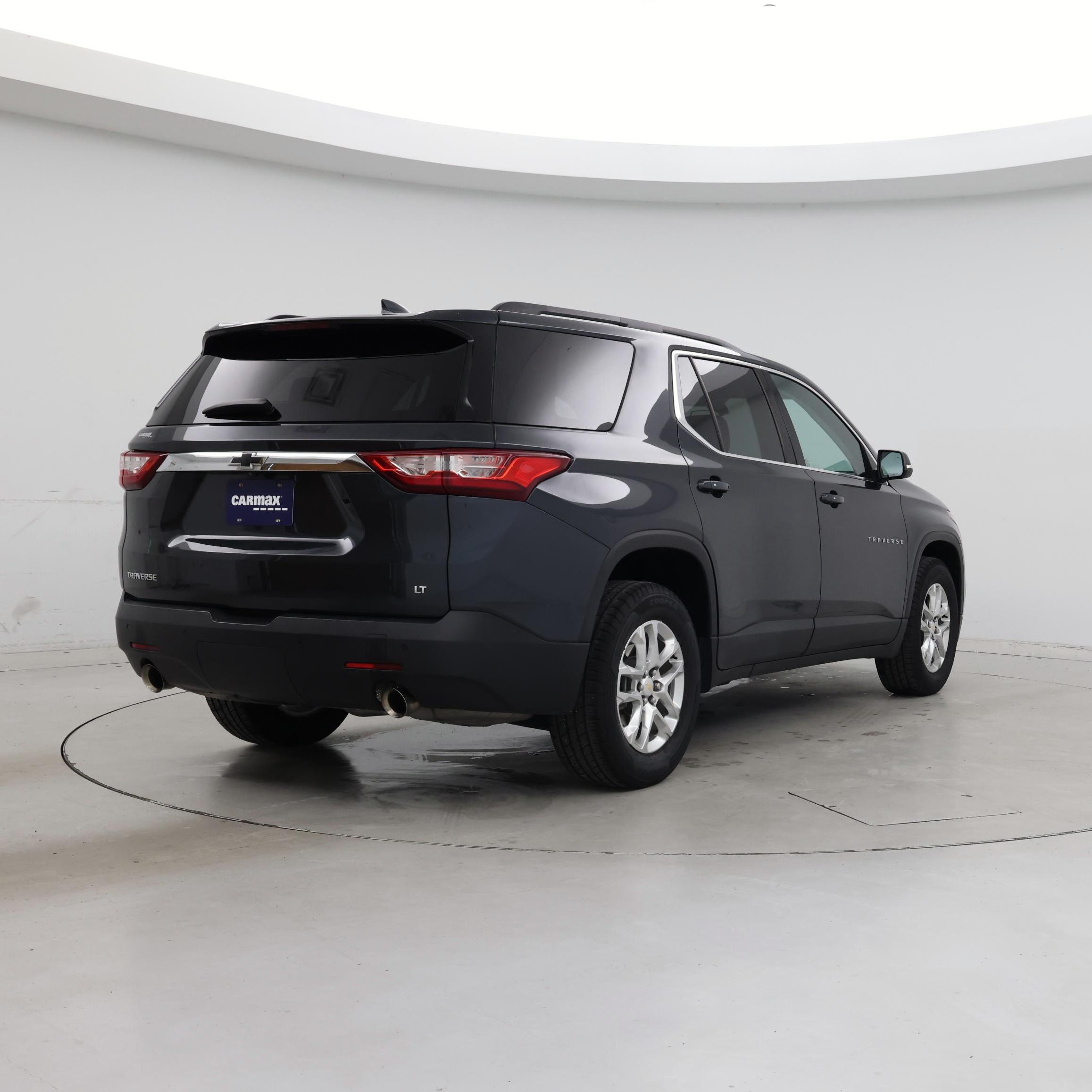 Thumbnail: 2021 Chevrolet Traverse - 8