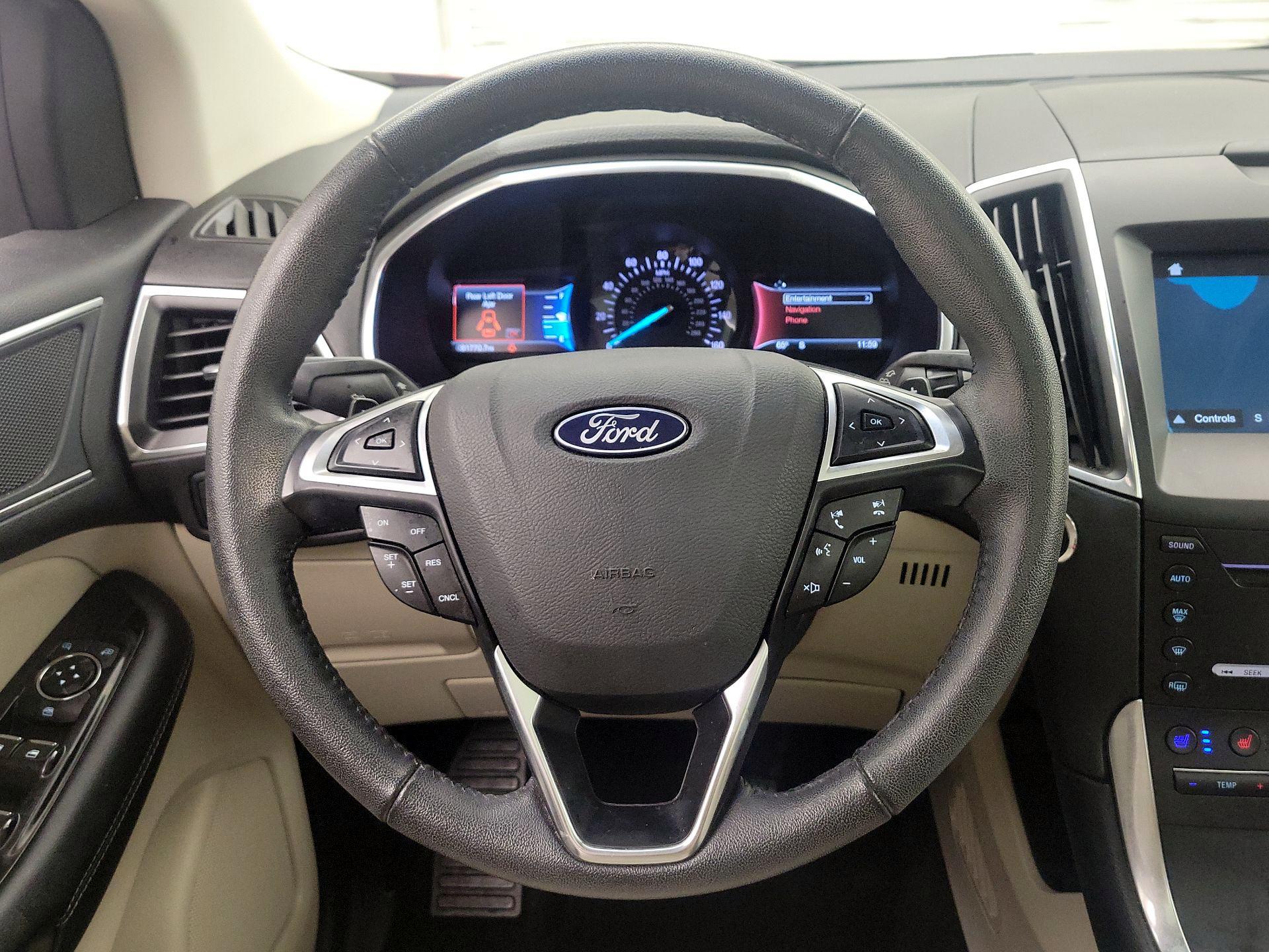 Thumbnail: 2018 Ford Edge - 10