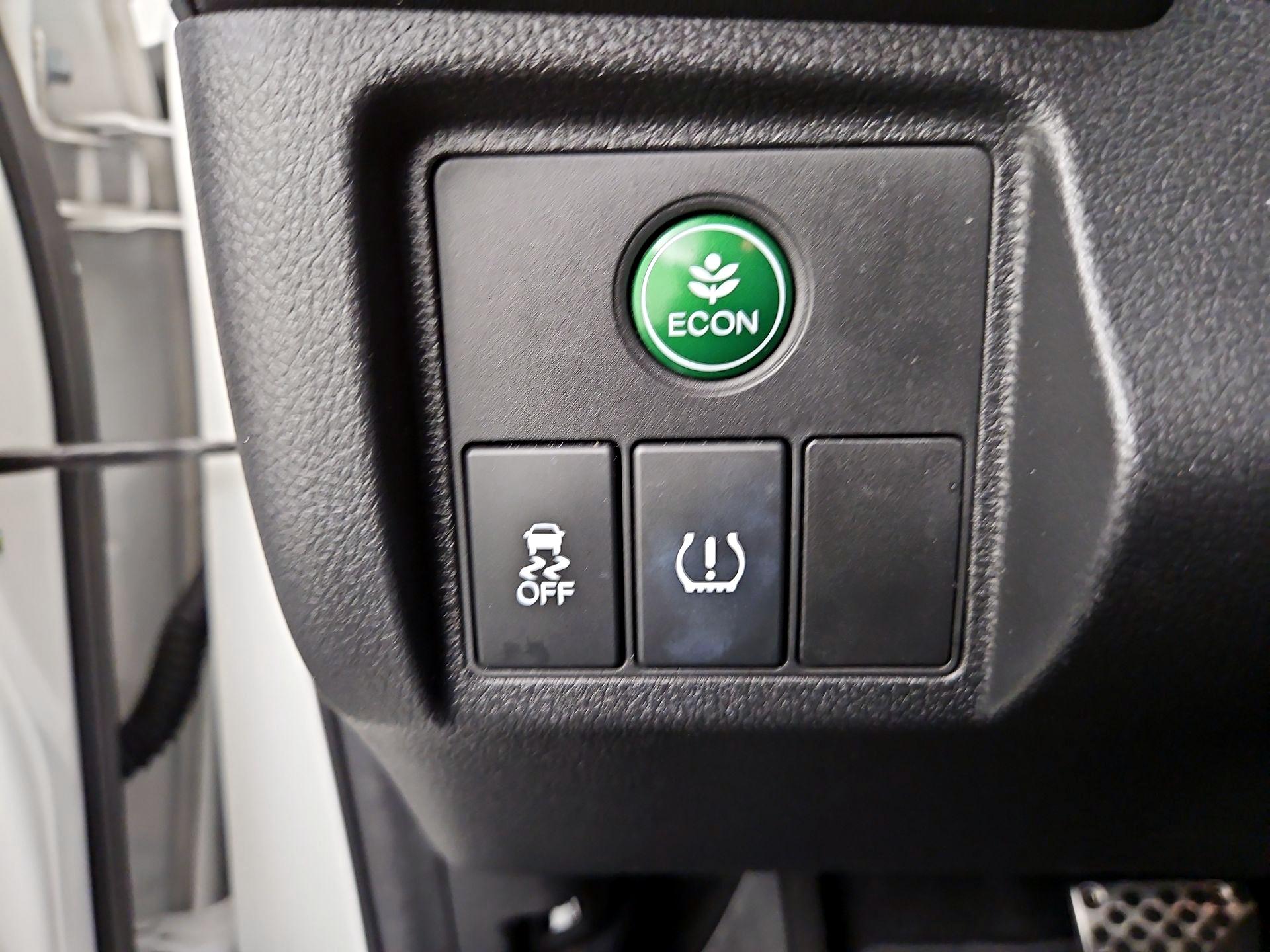 Thumbnail: 2019 Honda HR-V - 13