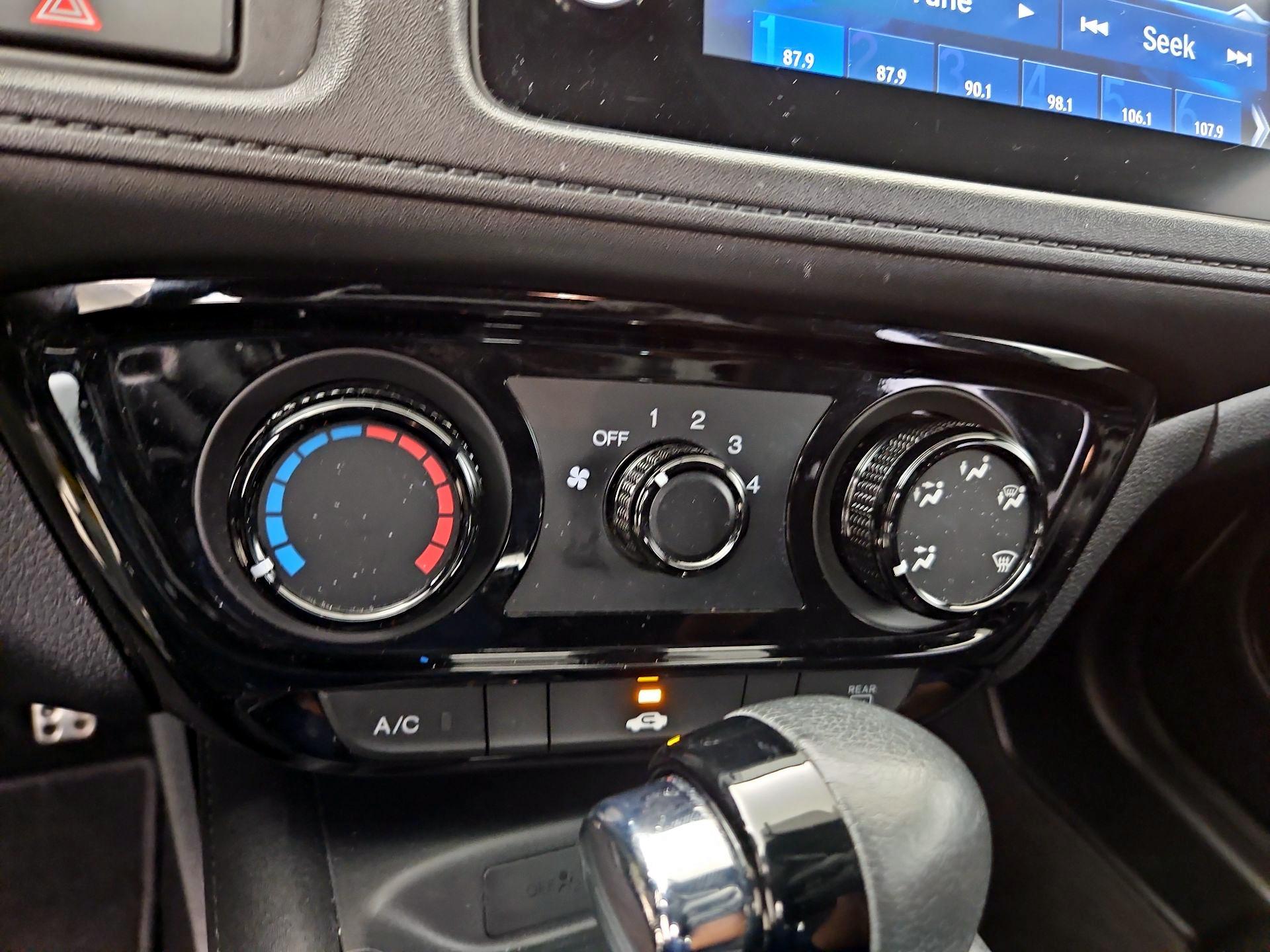 Thumbnail: 2019 Honda HR-V - 15