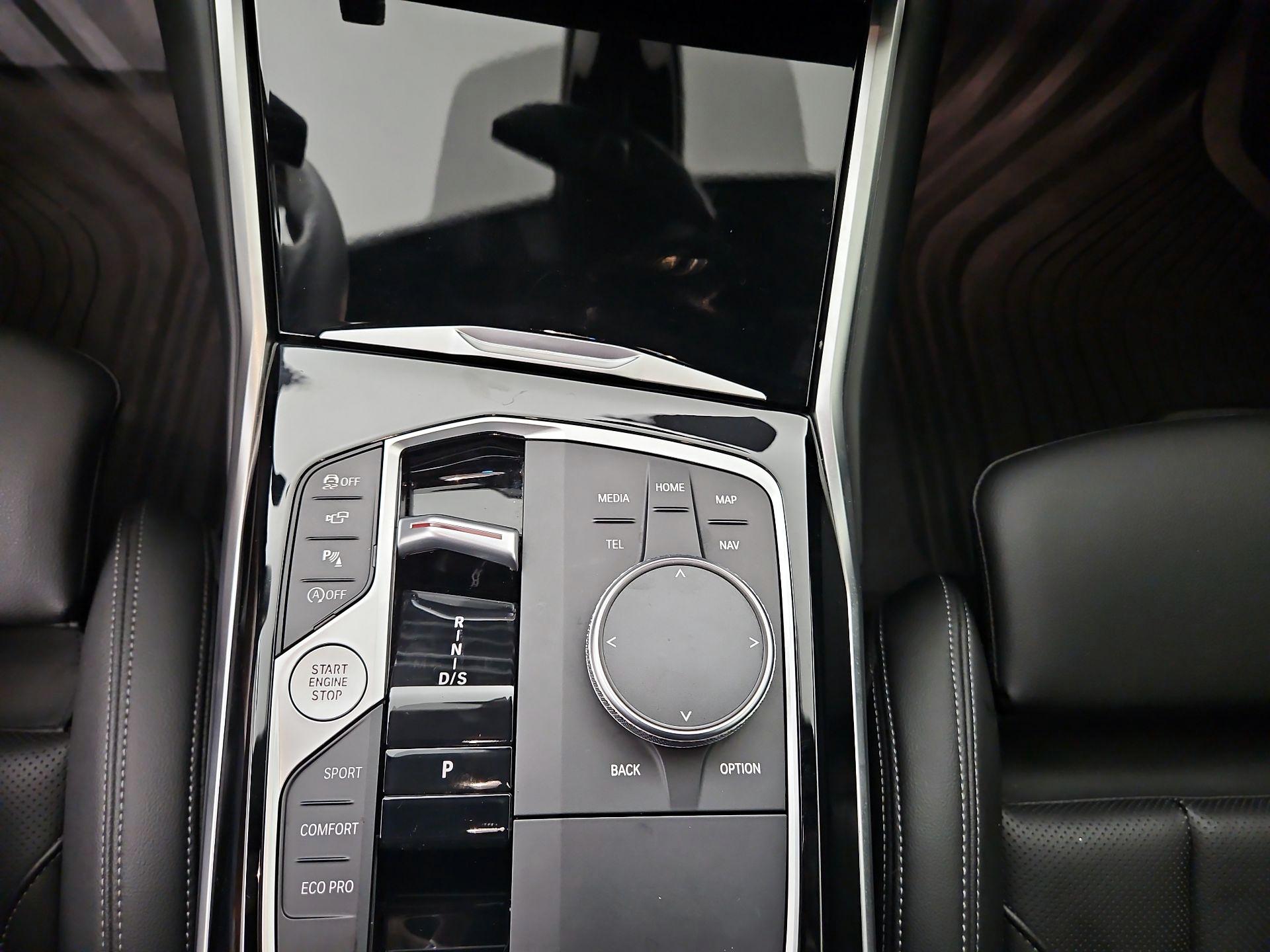 Thumbnail: 2024 BMW 2 Series - 18