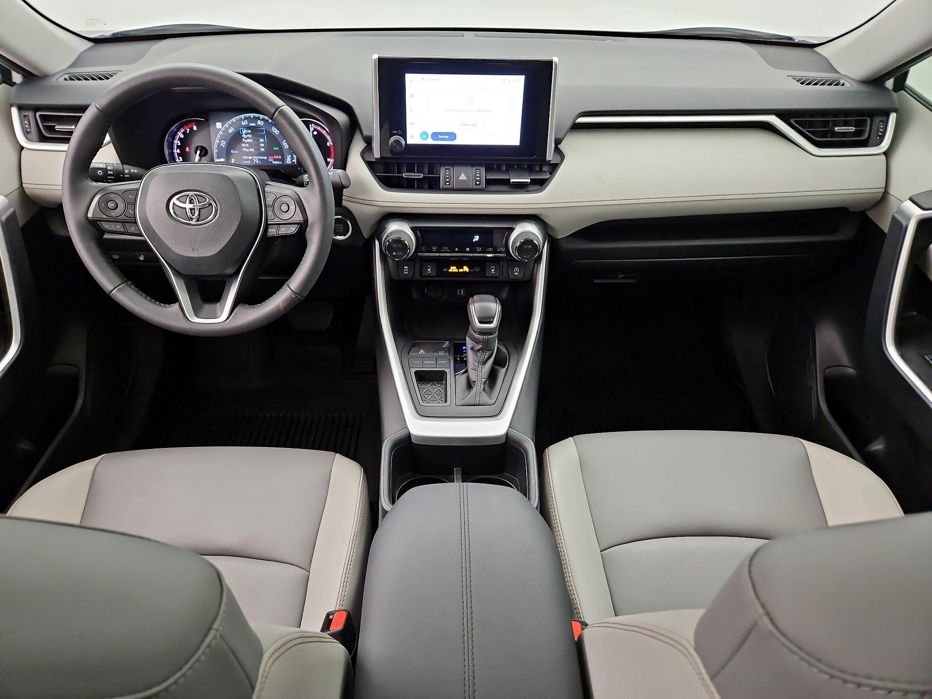 Thumbnail: 2024 Toyota RAV4 - 9
