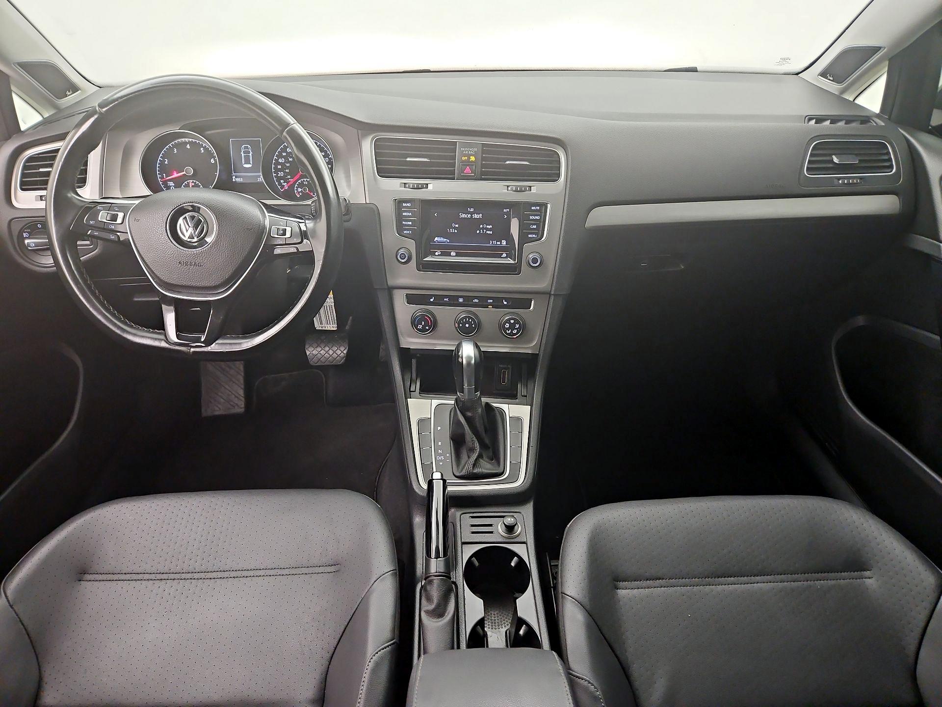 Thumbnail: 2015 Volkswagen Golf - 9