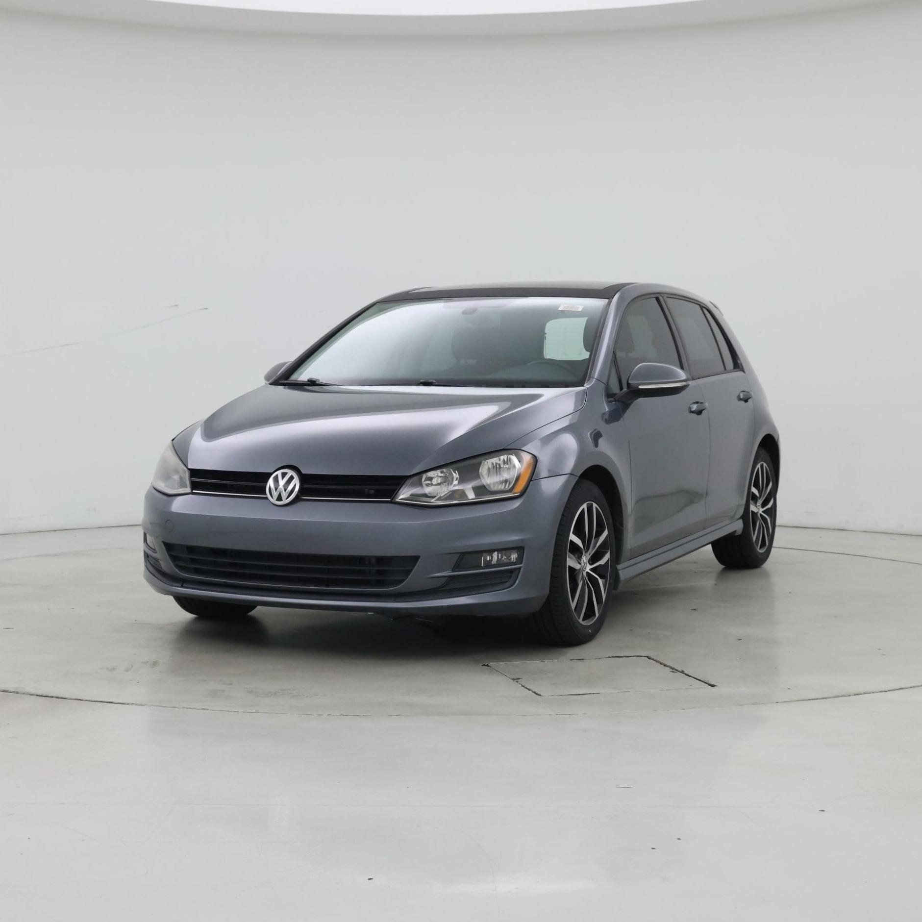 Thumbnail: 2015 Volkswagen Golf - 4