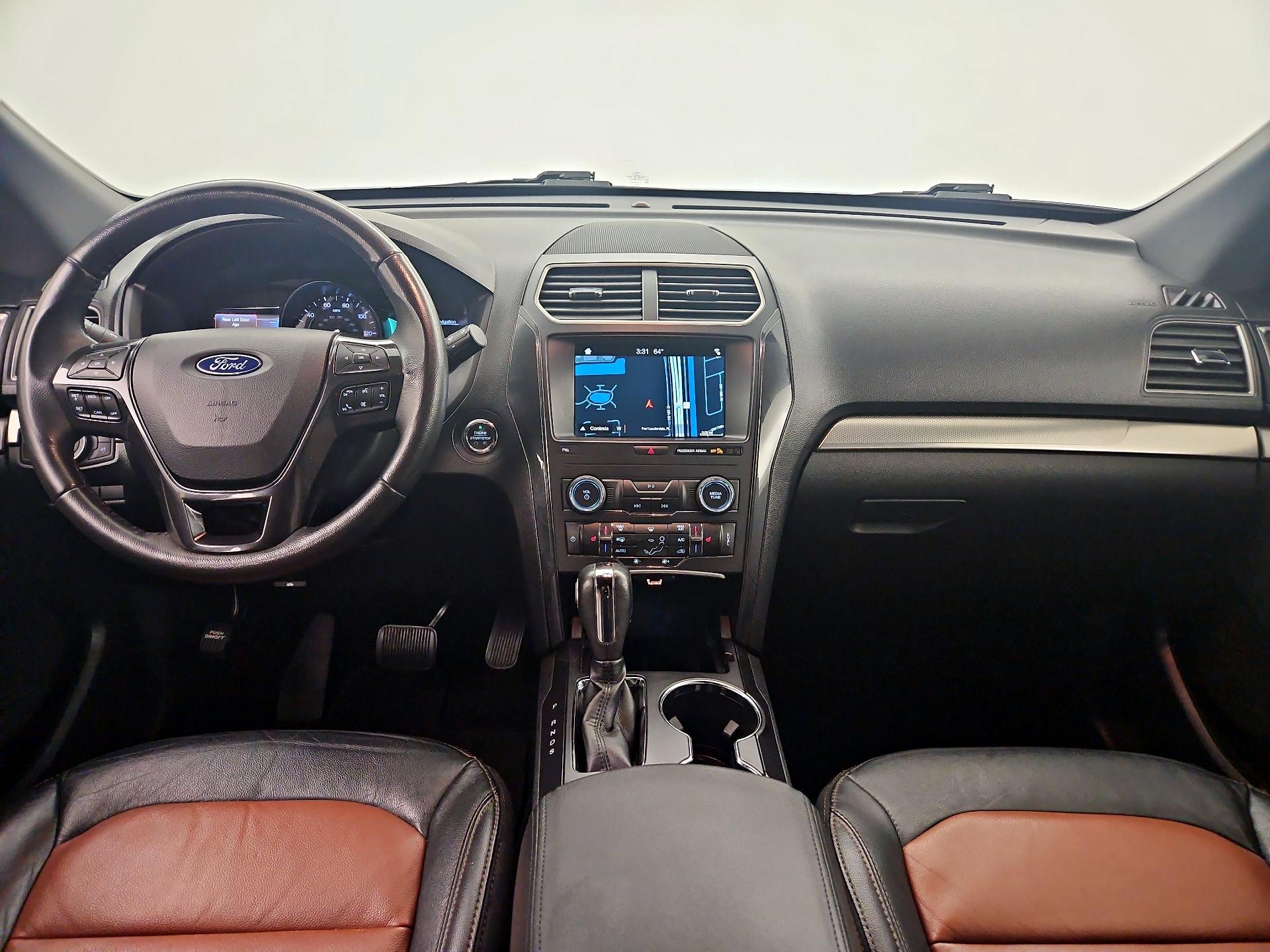 Thumbnail: 2019 Ford Explorer - 9