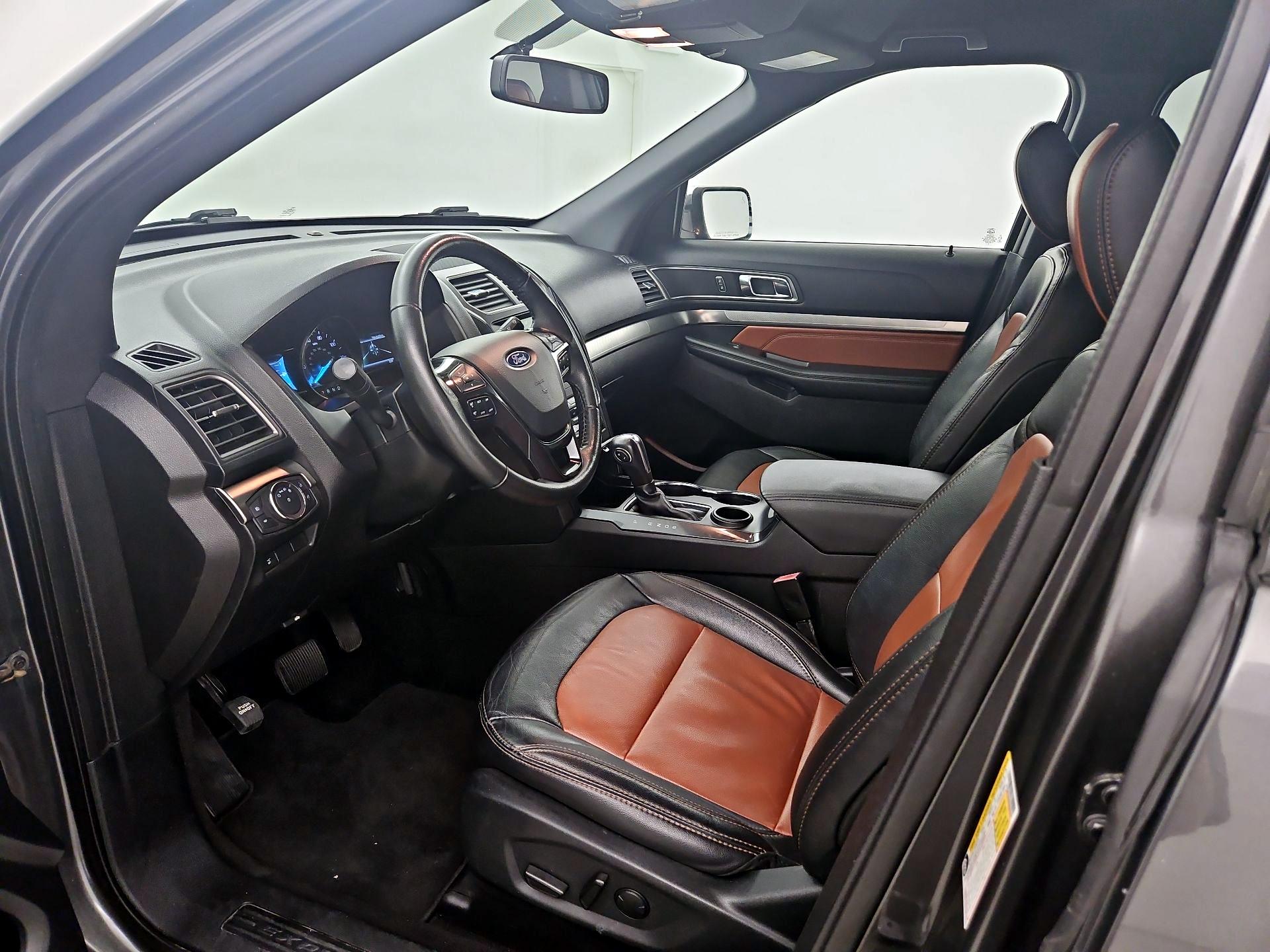 Thumbnail: 2019 Ford Explorer - 11