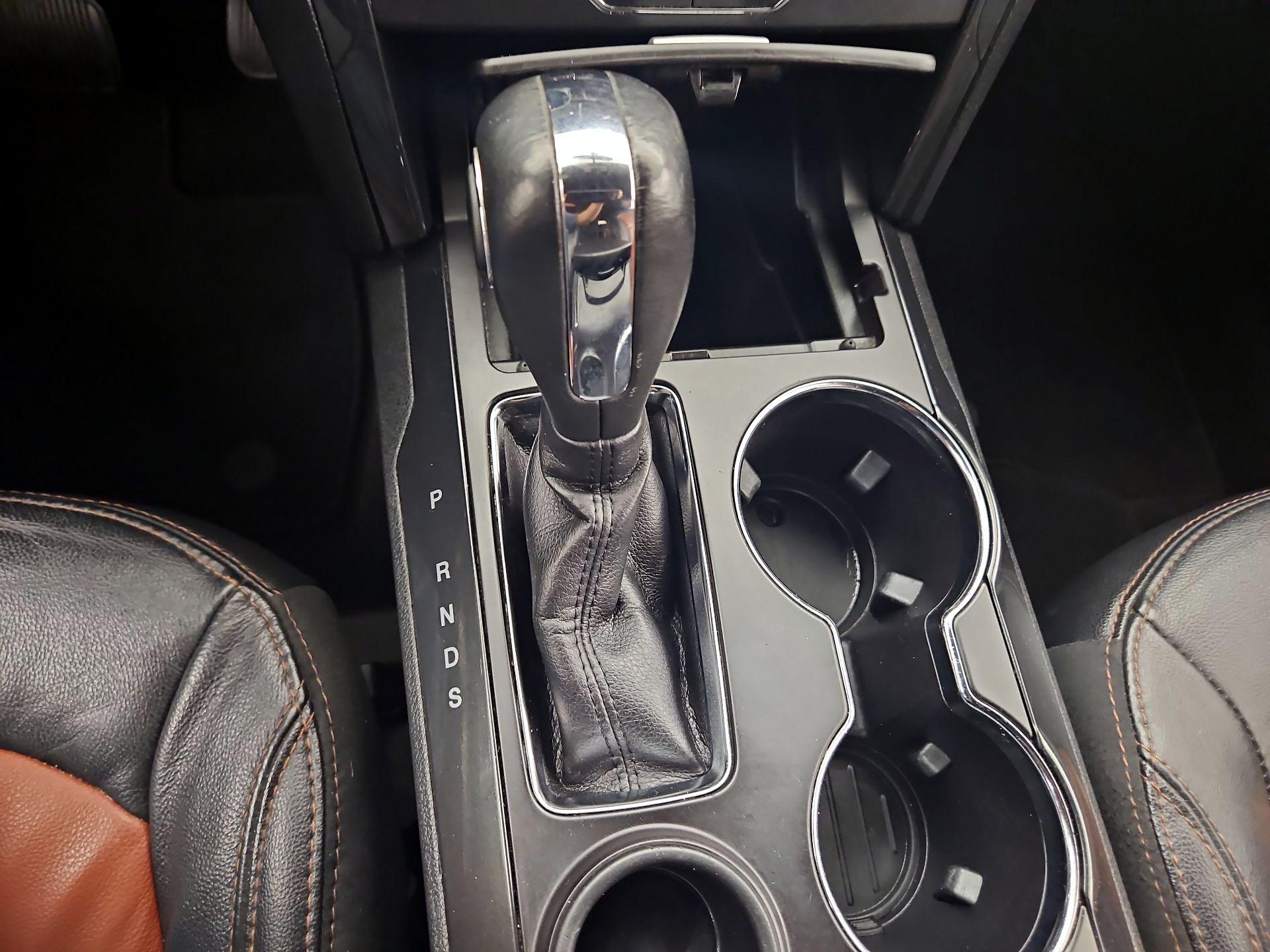 Thumbnail: 2019 Ford Explorer - 18