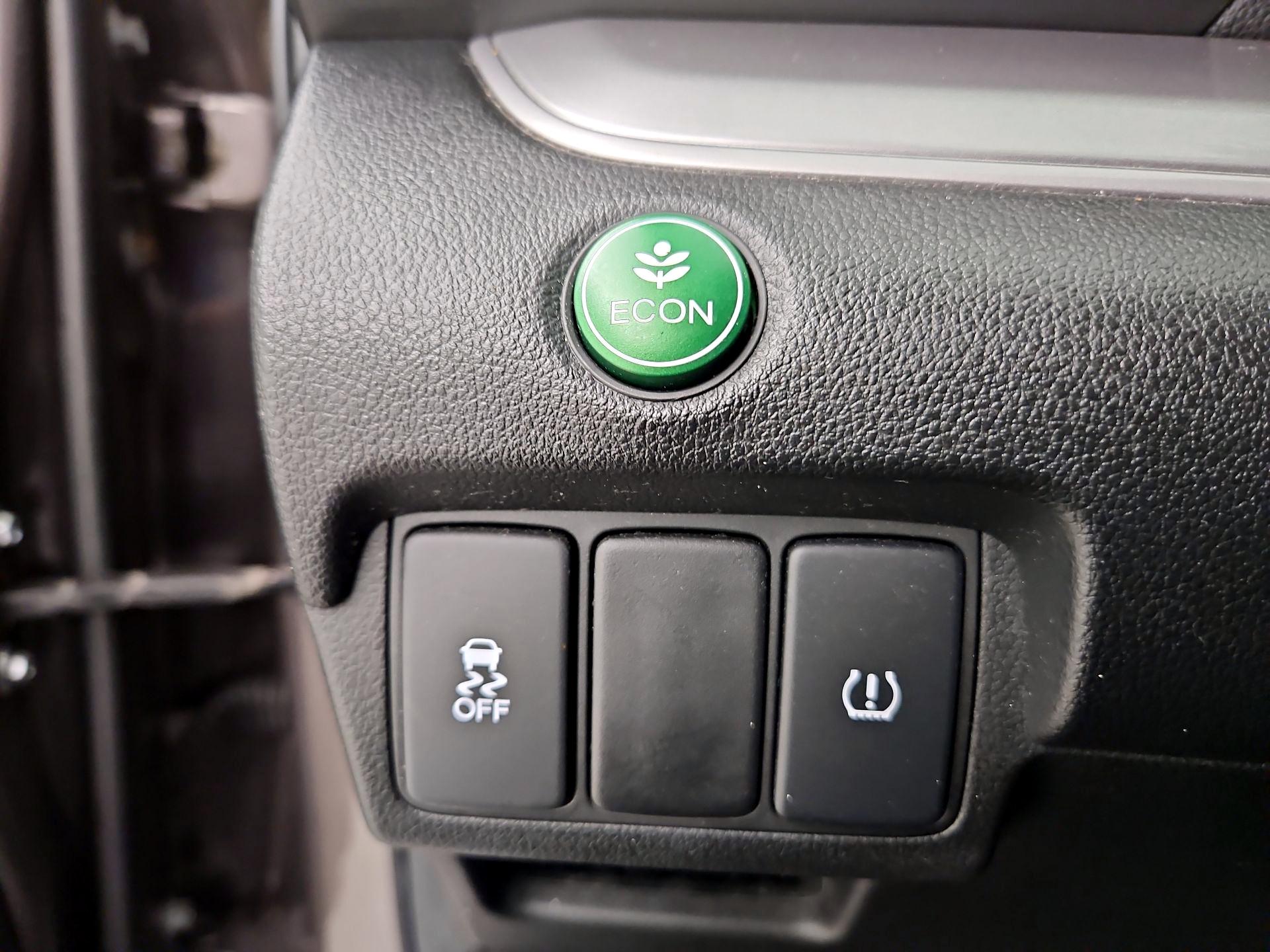Thumbnail: 2015 Honda CR-V - 13