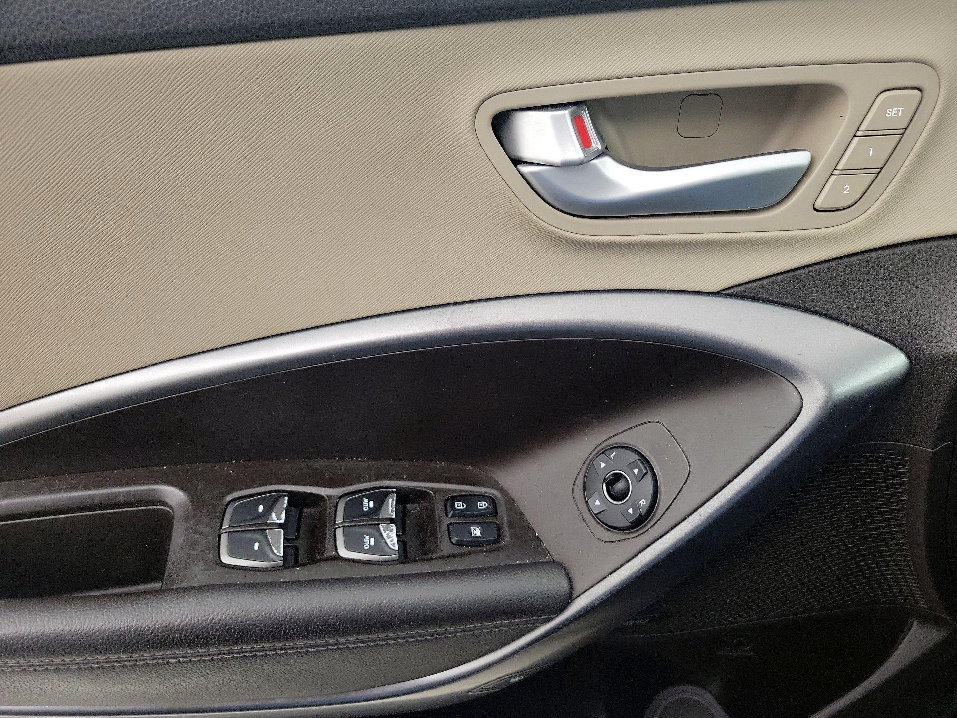 Thumbnail: 2018 Hyundai Santa Fe - 12