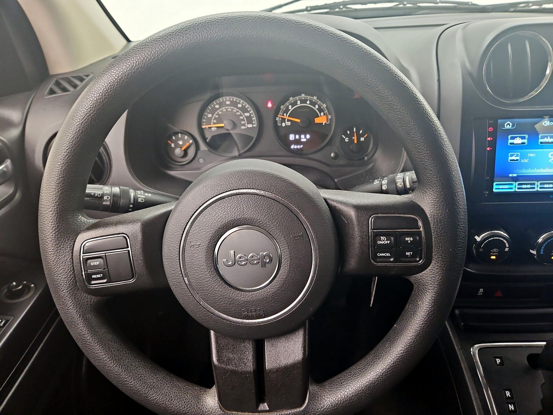 Thumbnail: 2016 Jeep Compass - 10