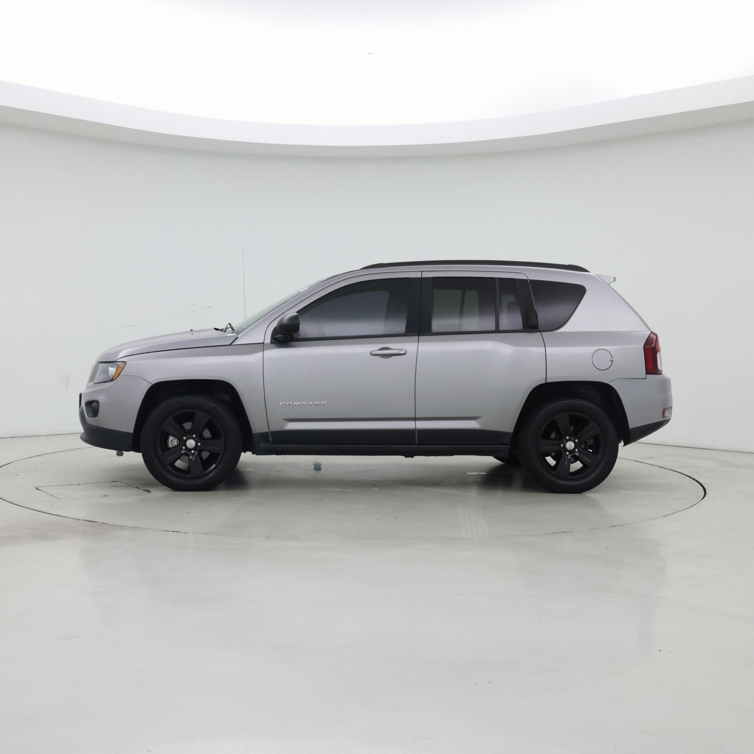 Thumbnail: 2016 Jeep Compass - 3