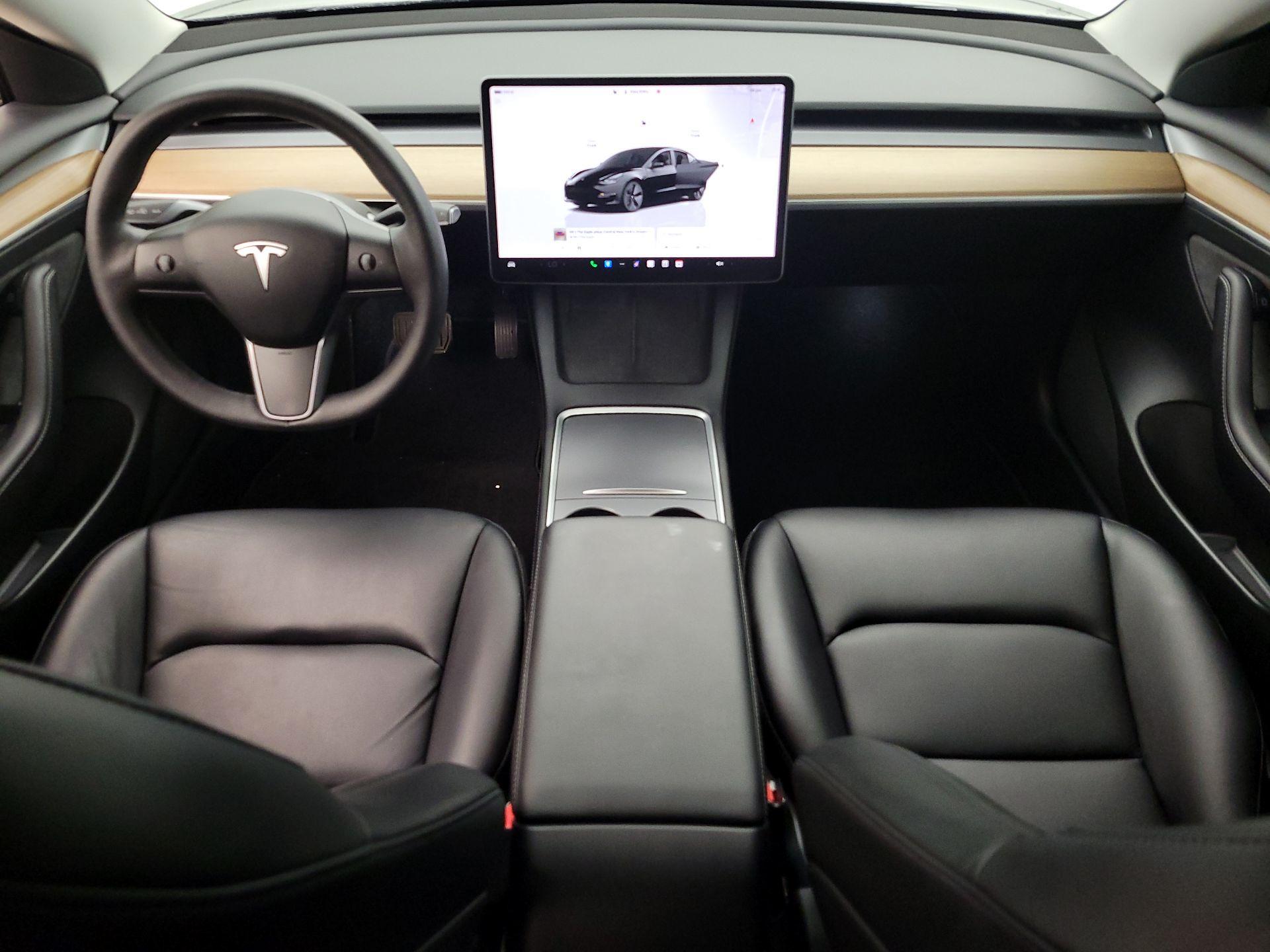 Thumbnail: 2022 Tesla Model 3 - 9