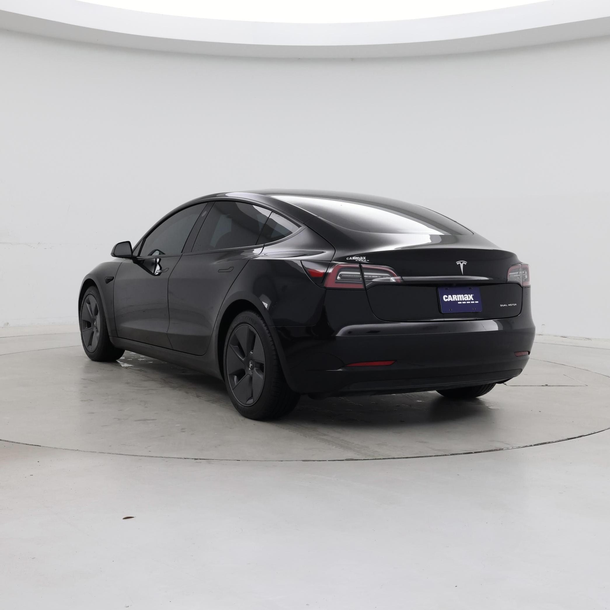Thumbnail: 2022 Tesla Model 3 - 2