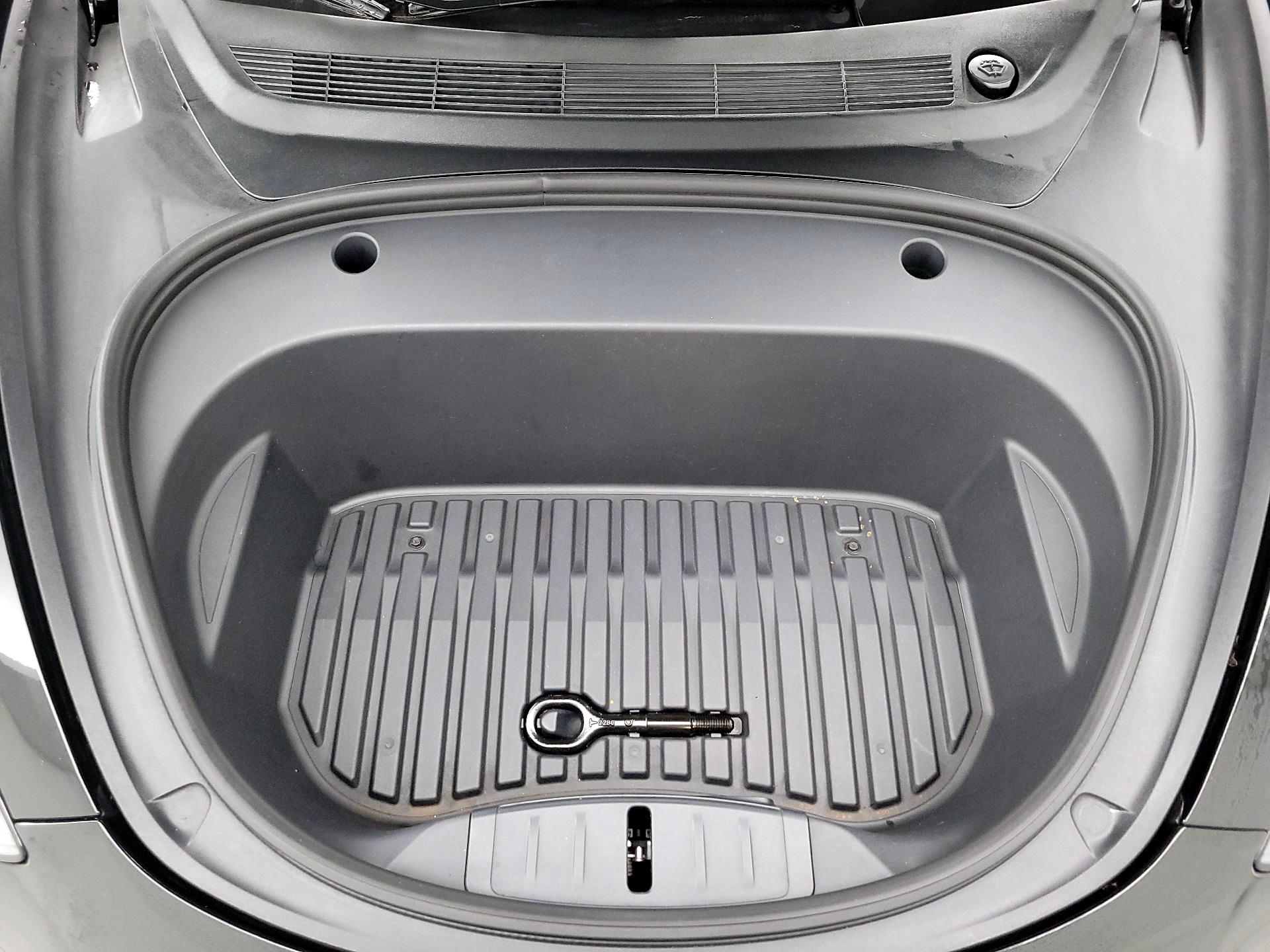 Thumbnail: 2022 Tesla Model 3 - 20