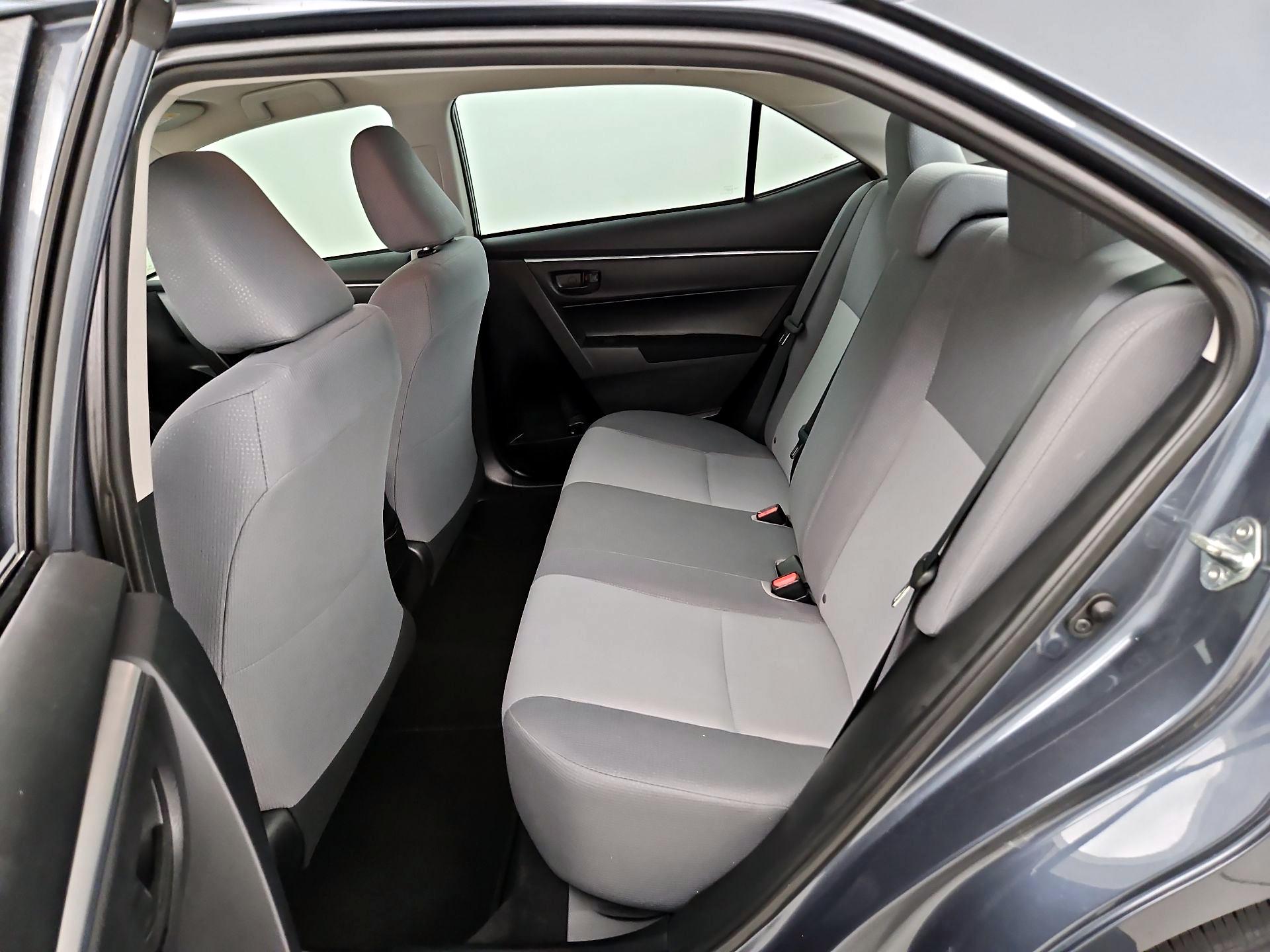 Thumbnail: 2016 Toyota Corolla - 18