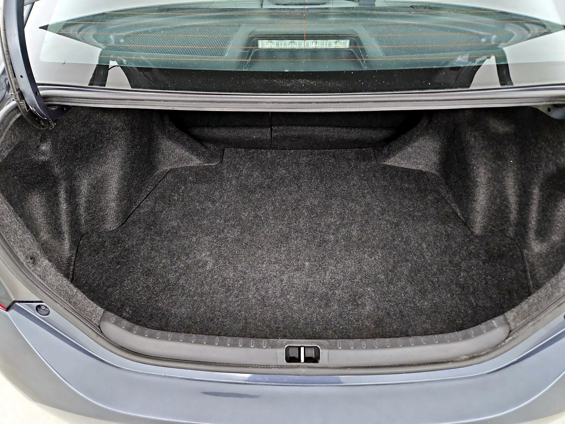 Thumbnail: 2016 Toyota Corolla - 19