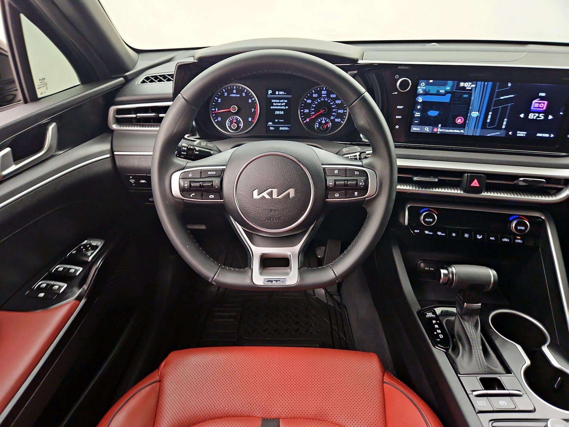 Thumbnail: 2023 Kia K5 - 10