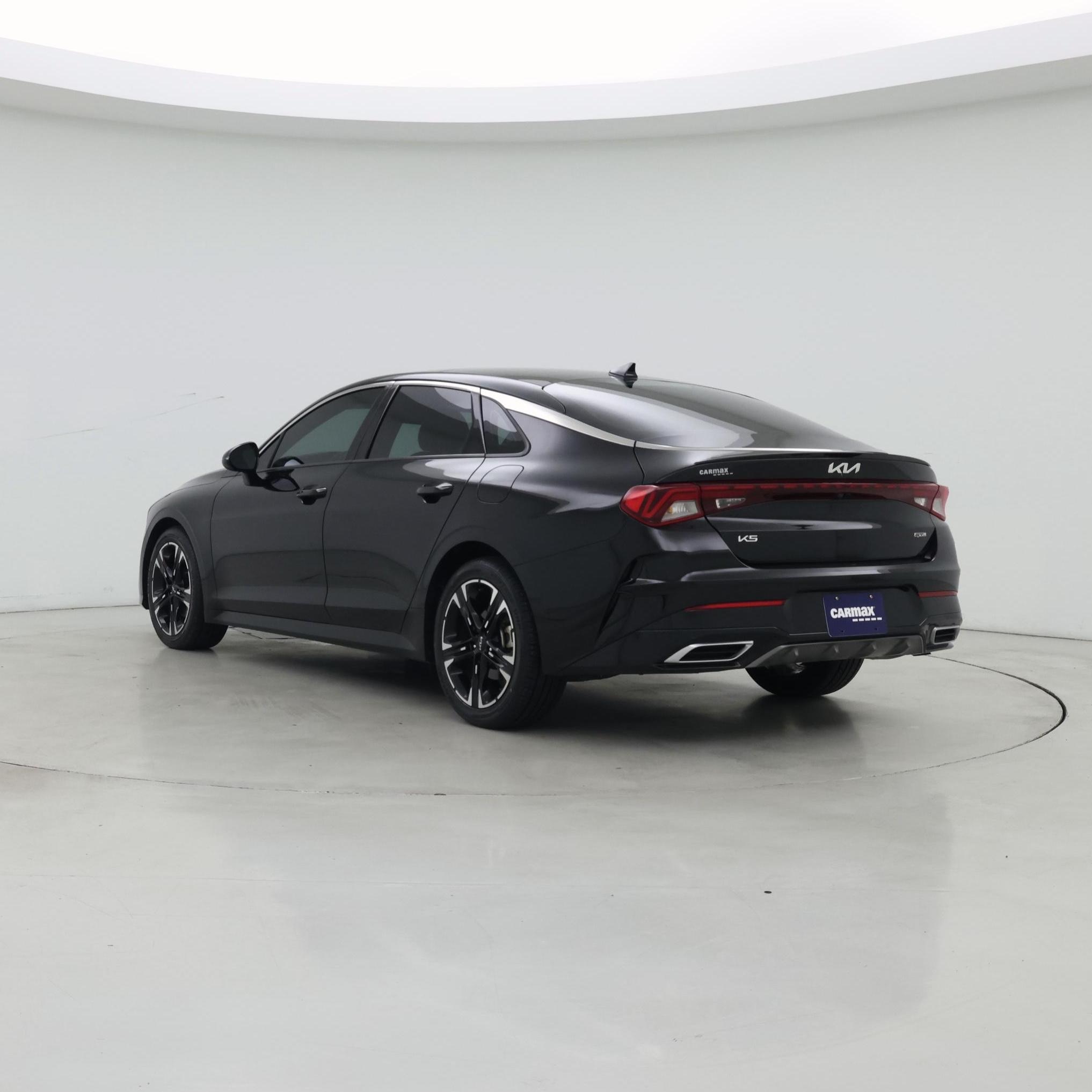Thumbnail: 2023 Kia K5 - 2