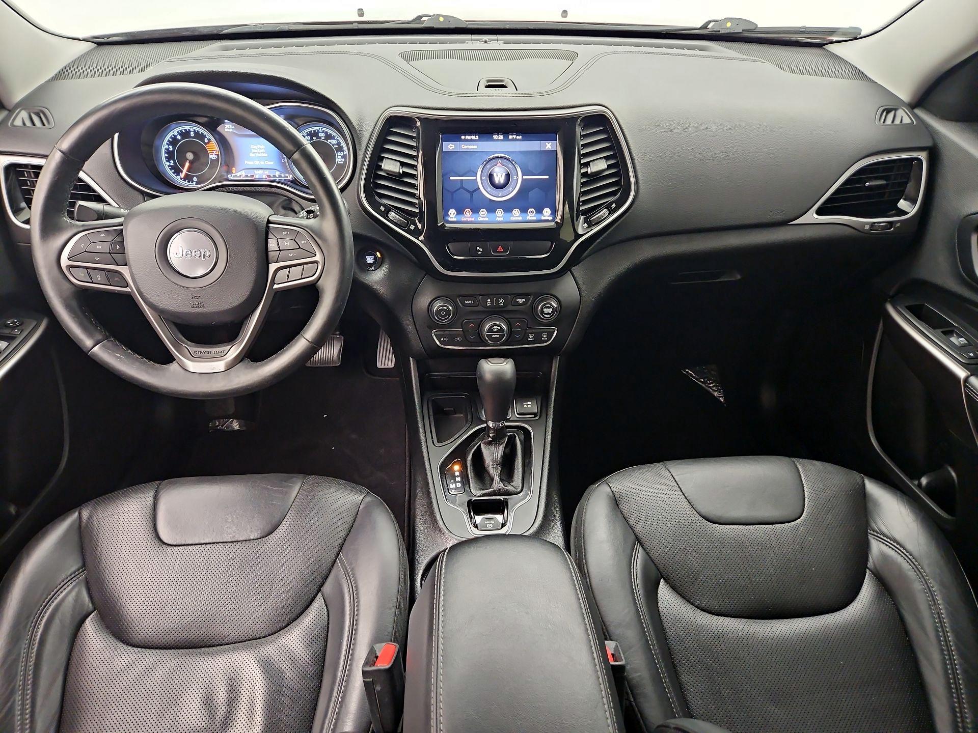 Thumbnail: 2019 Jeep Cherokee - 9