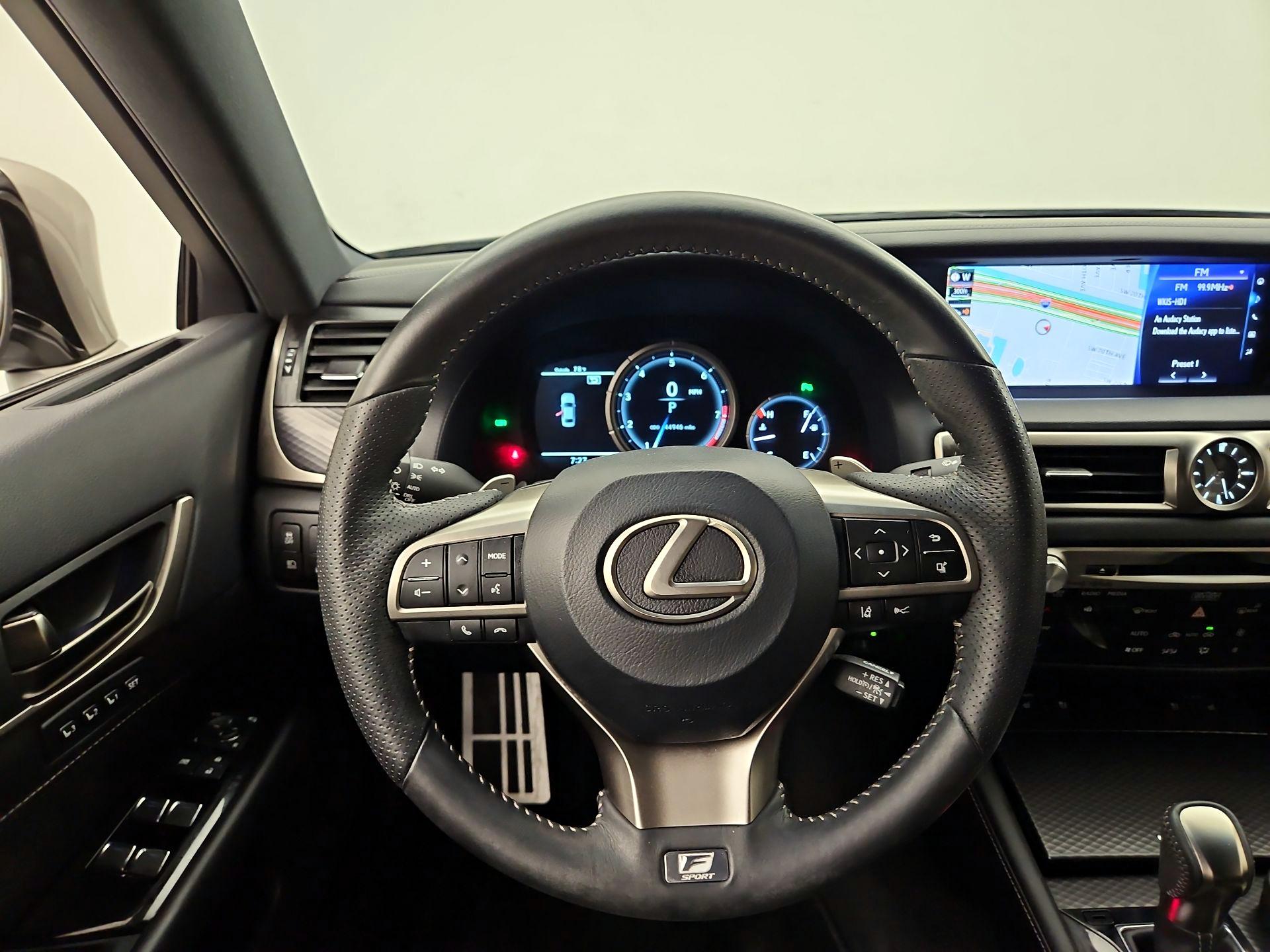 Thumbnail: 2019 Lexus GS - 10