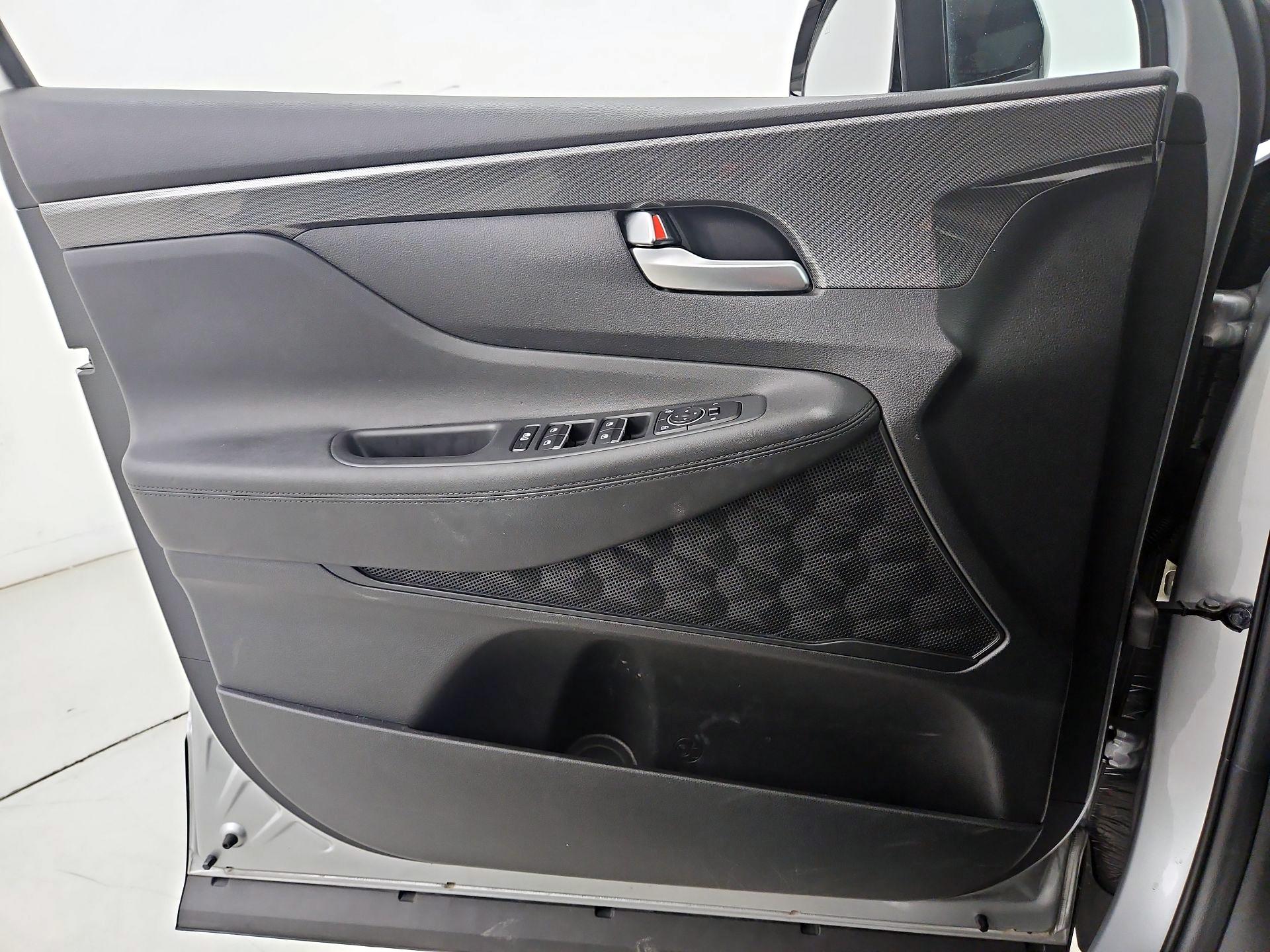Thumbnail: 2023 Hyundai Santa Fe - 12