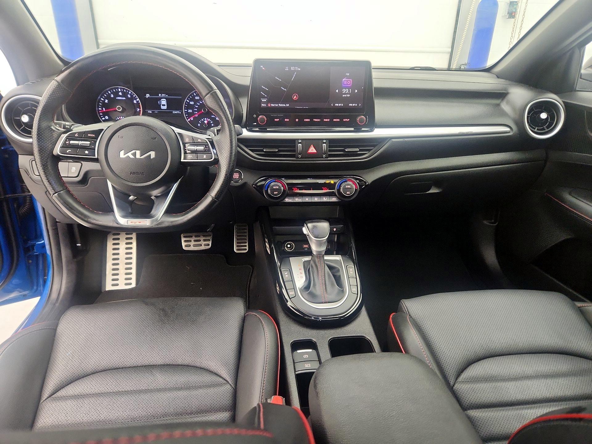 Thumbnail: 2022 Kia Forte - 9