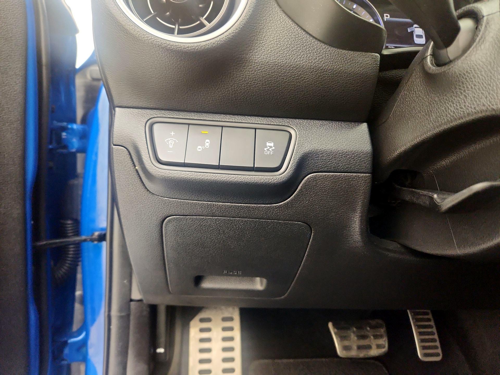 Thumbnail: 2022 Kia Forte - 13