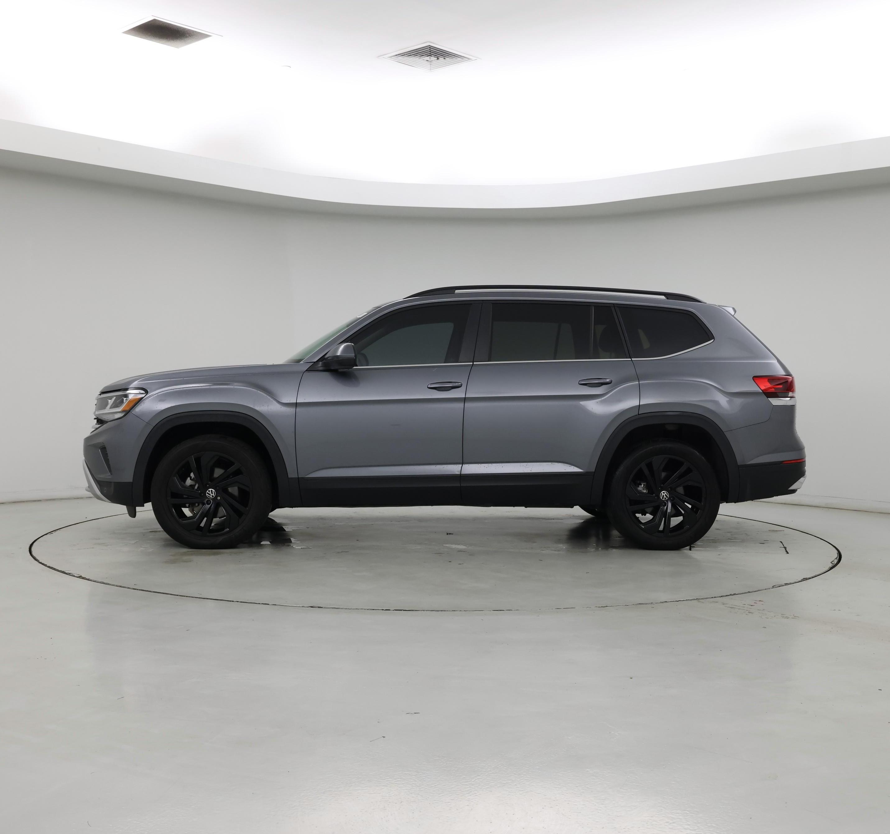 Thumbnail: 2023 Volkswagen Atlas - 3