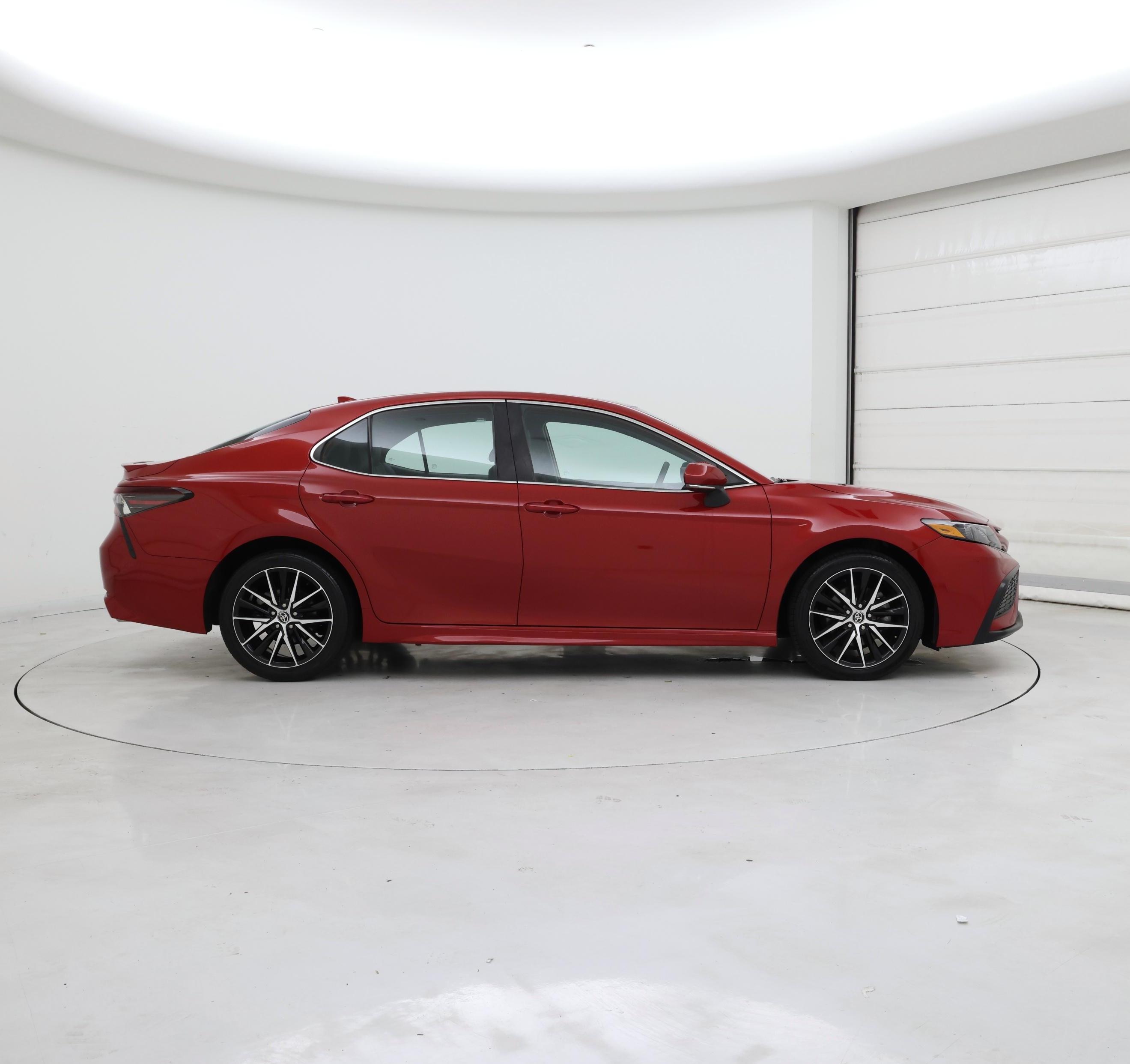 Thumbnail: 2022 Toyota Camry - 7