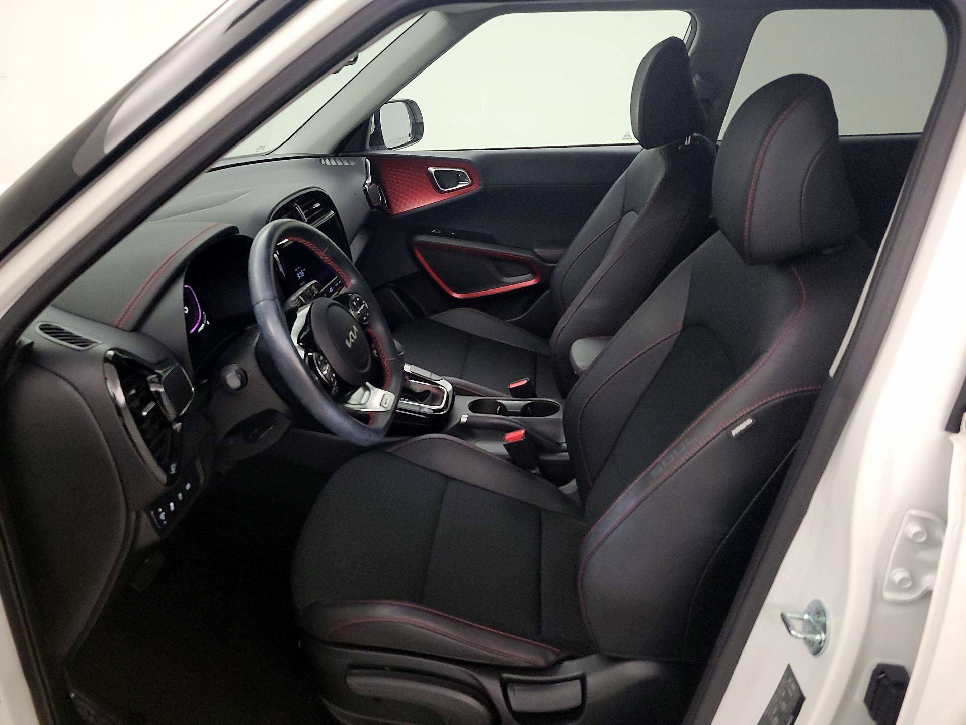 Thumbnail: 2023 Kia Soul - 11