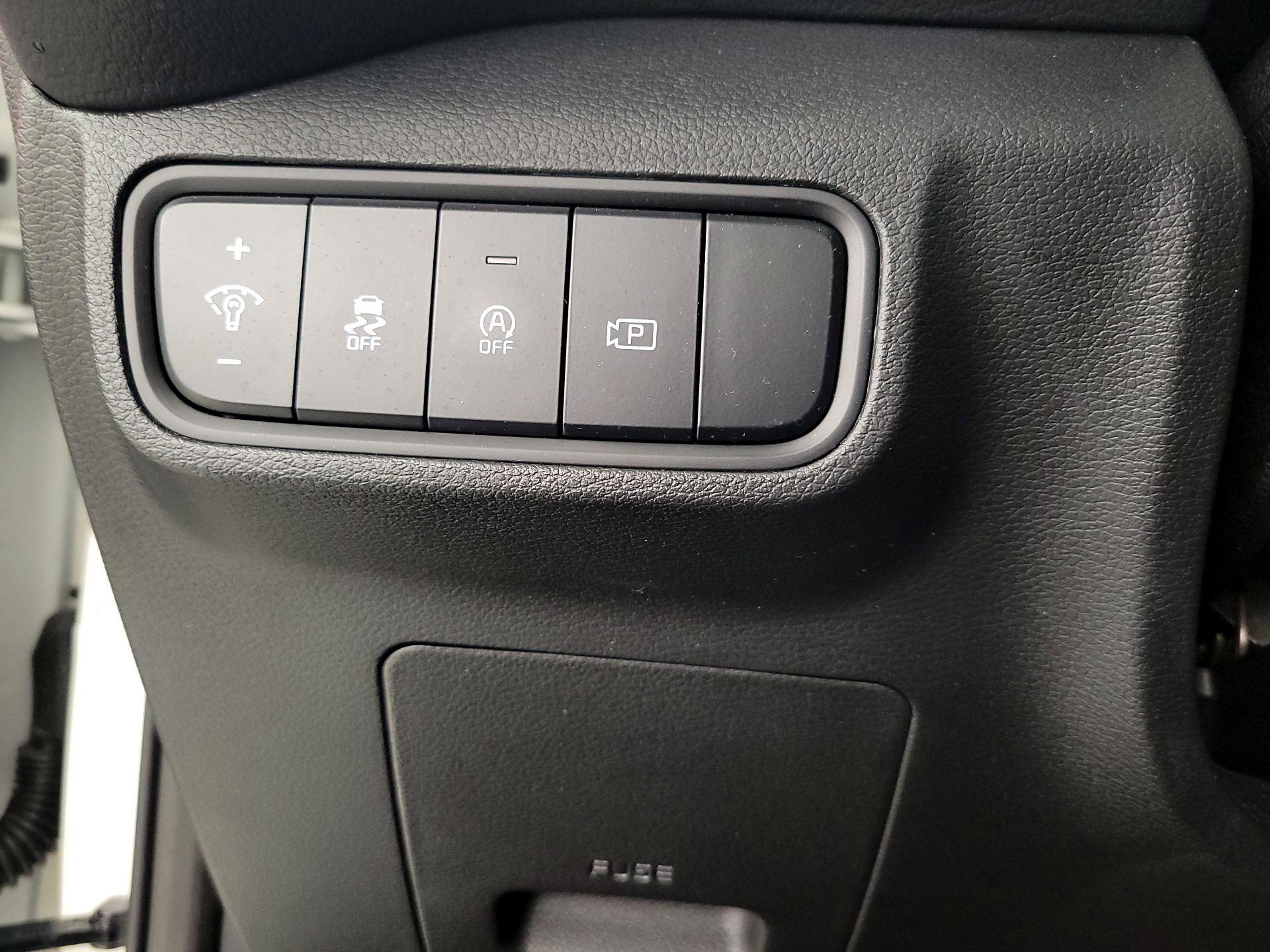 Thumbnail: 2023 Kia Soul - 13