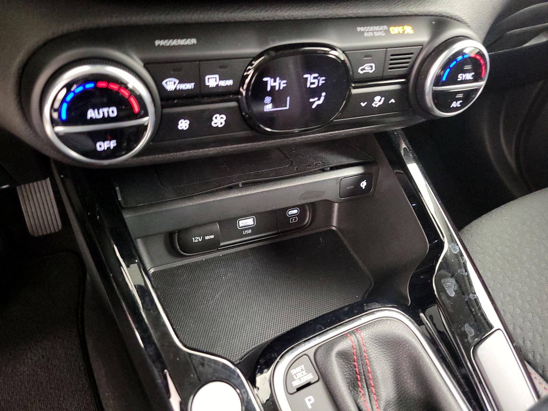 Thumbnail: 2023 Kia Soul - 17