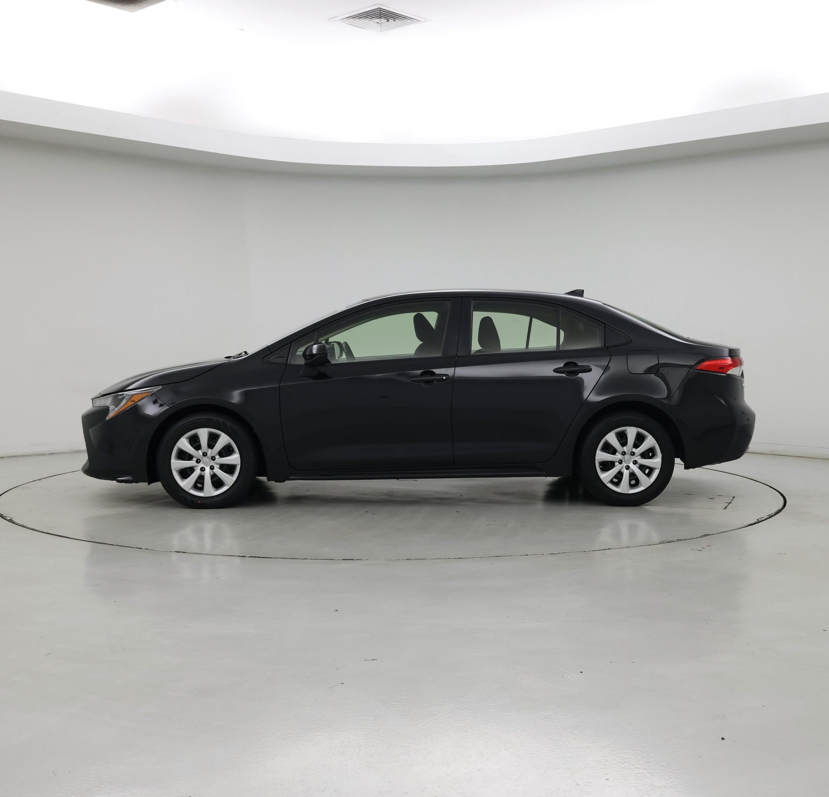 Thumbnail: 2022 Toyota Corolla - 3