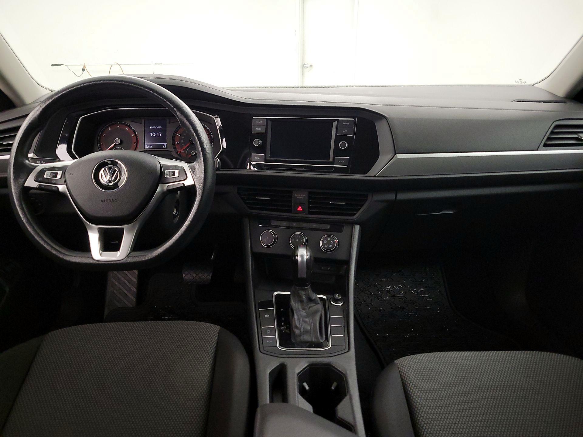 Thumbnail: 2020 Volkswagen Jetta - 9