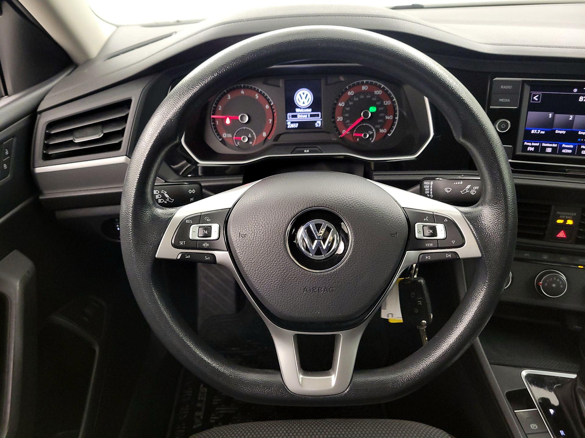 Thumbnail: 2020 Volkswagen Jetta - 10