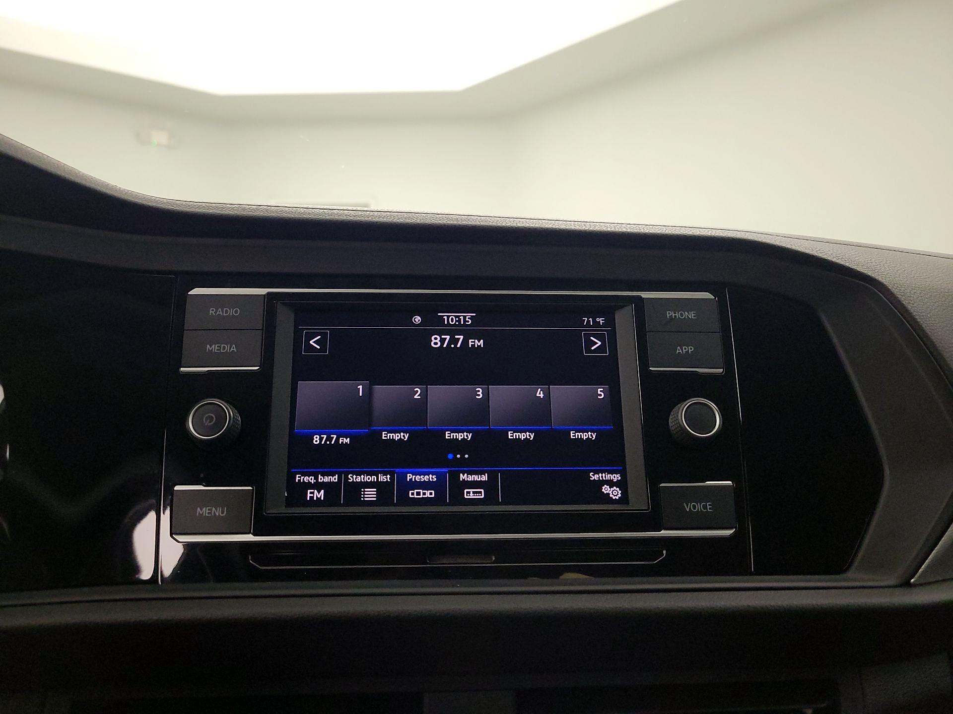 Thumbnail: 2020 Volkswagen Jetta - 15