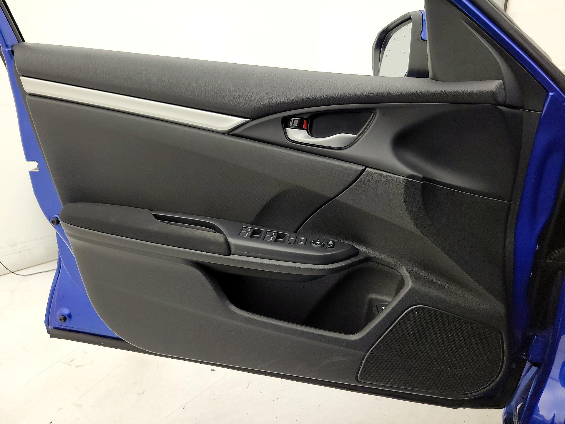 Thumbnail: 2020 Honda Civic - 12