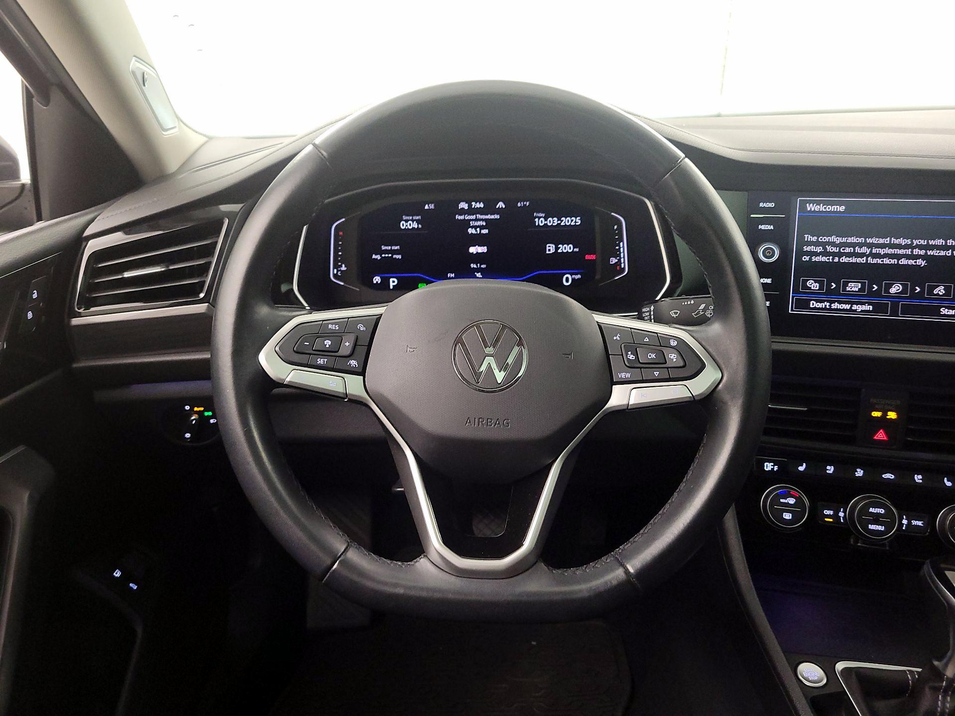 Thumbnail: 2022 Volkswagen Jetta - 10
