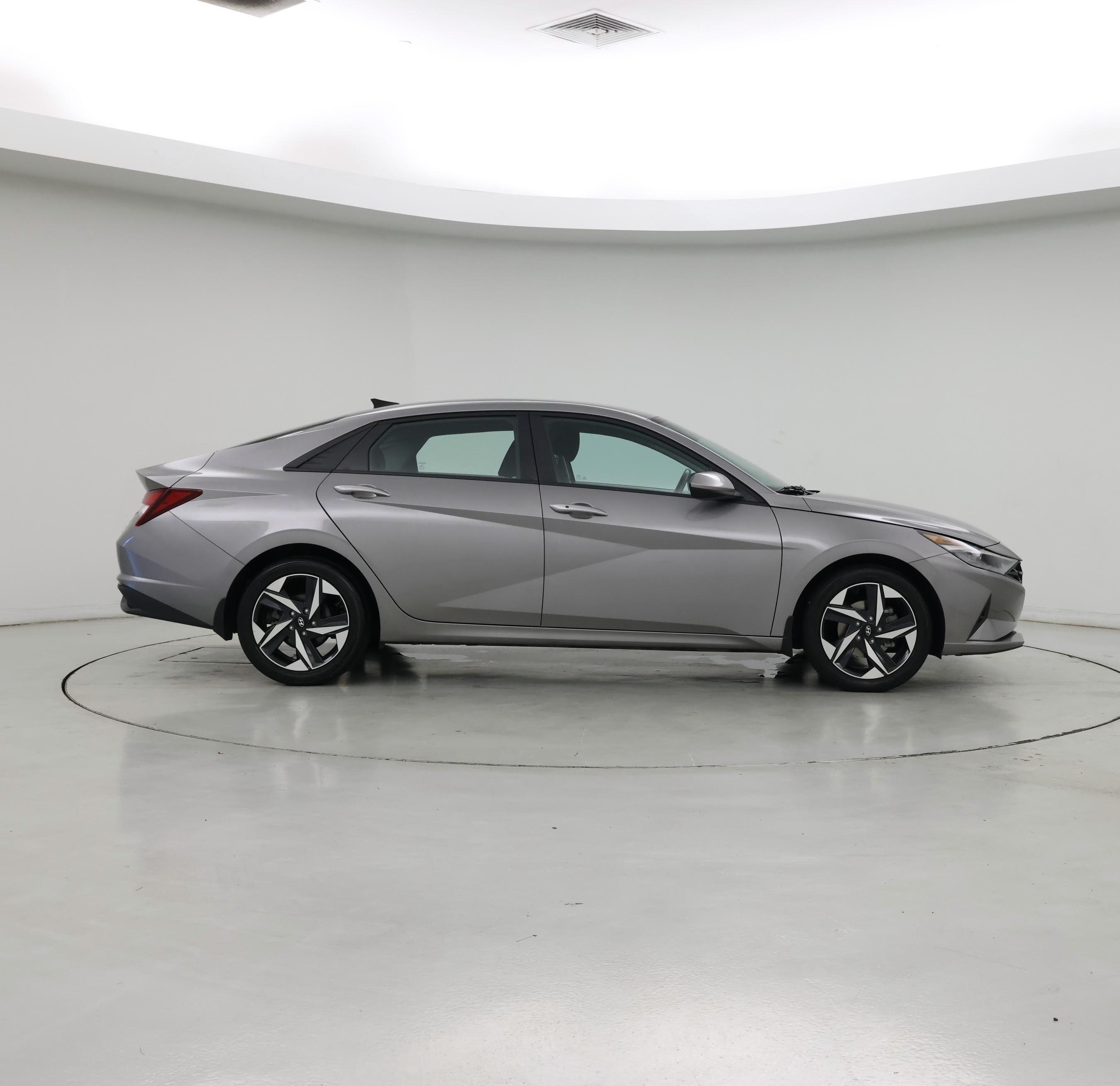 Thumbnail: 2023 Hyundai Elantra - 7