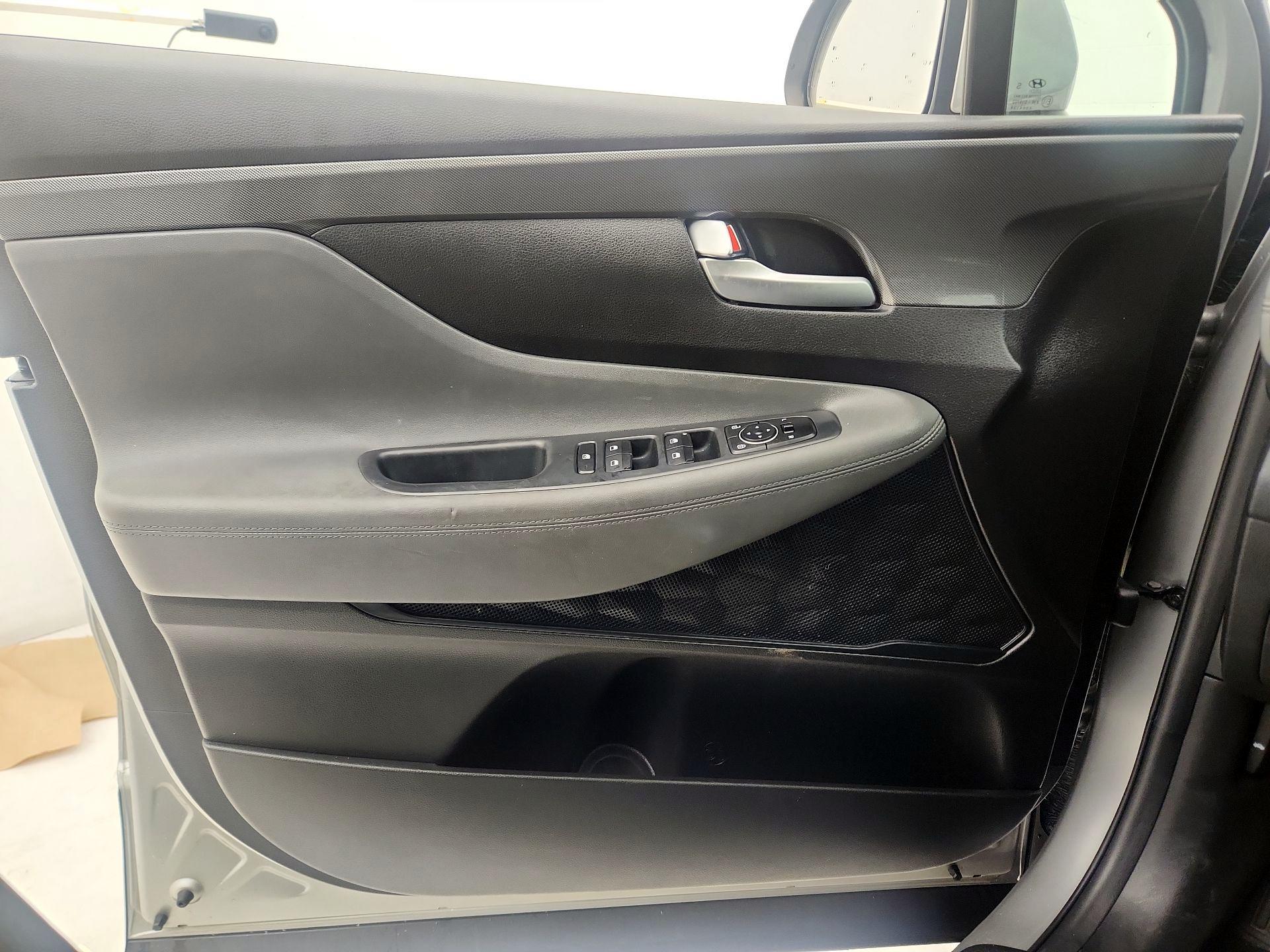 Thumbnail: 2021 Hyundai Santa Fe - 12