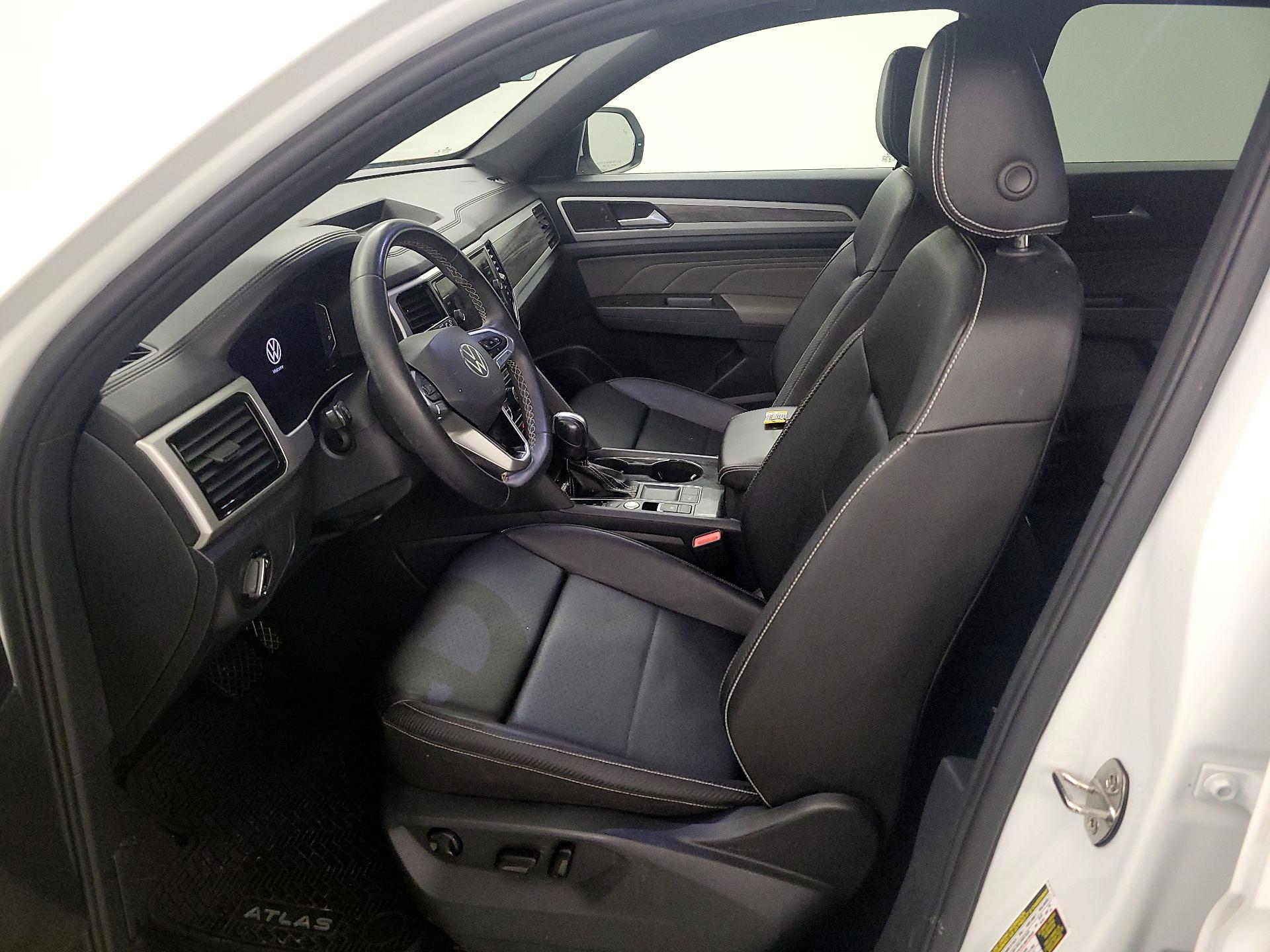 Thumbnail: 2023 Volkswagen Atlas - 11