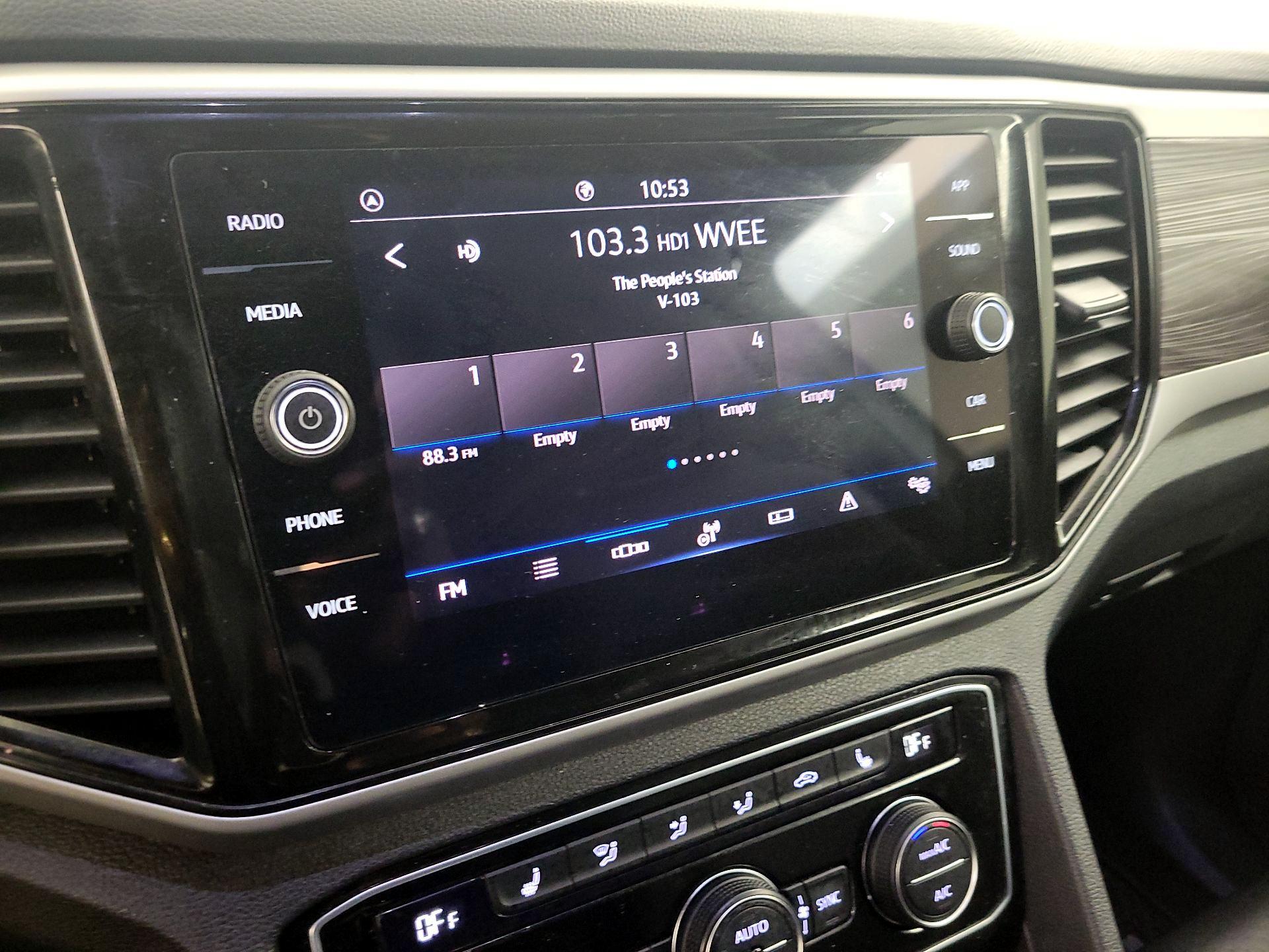 Thumbnail: 2023 Volkswagen Atlas - 15