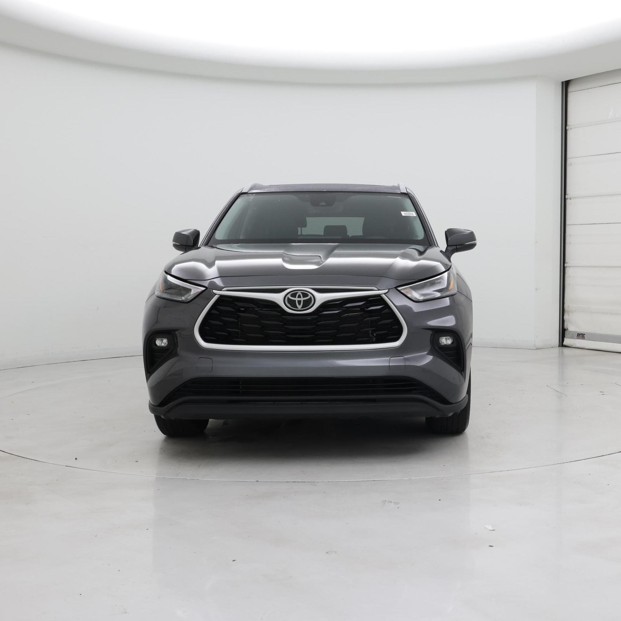 Thumbnail: 2022 Toyota Highlander - 5