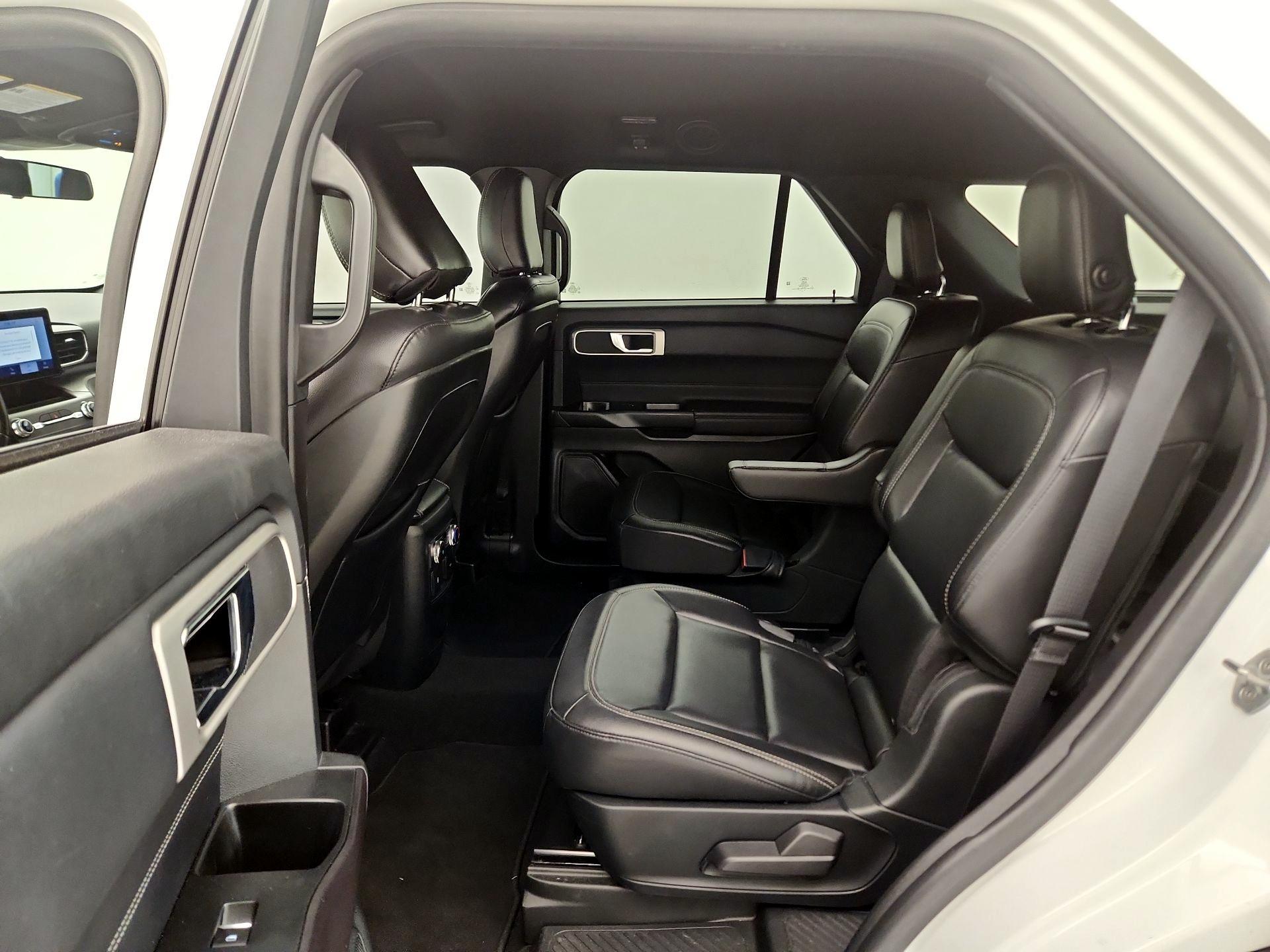 Thumbnail: 2020 Ford Explorer - 18