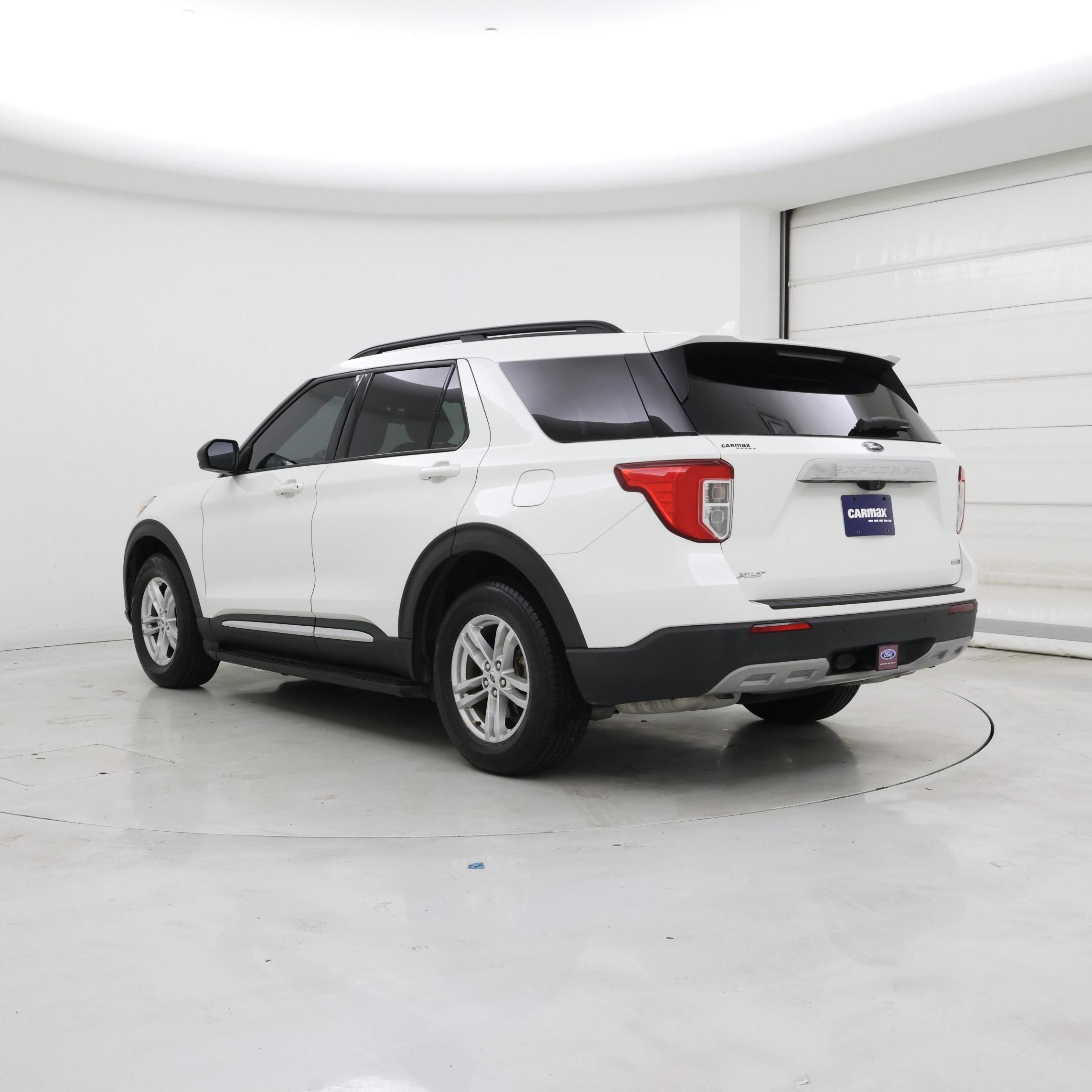 Thumbnail: 2020 Ford Explorer - 2